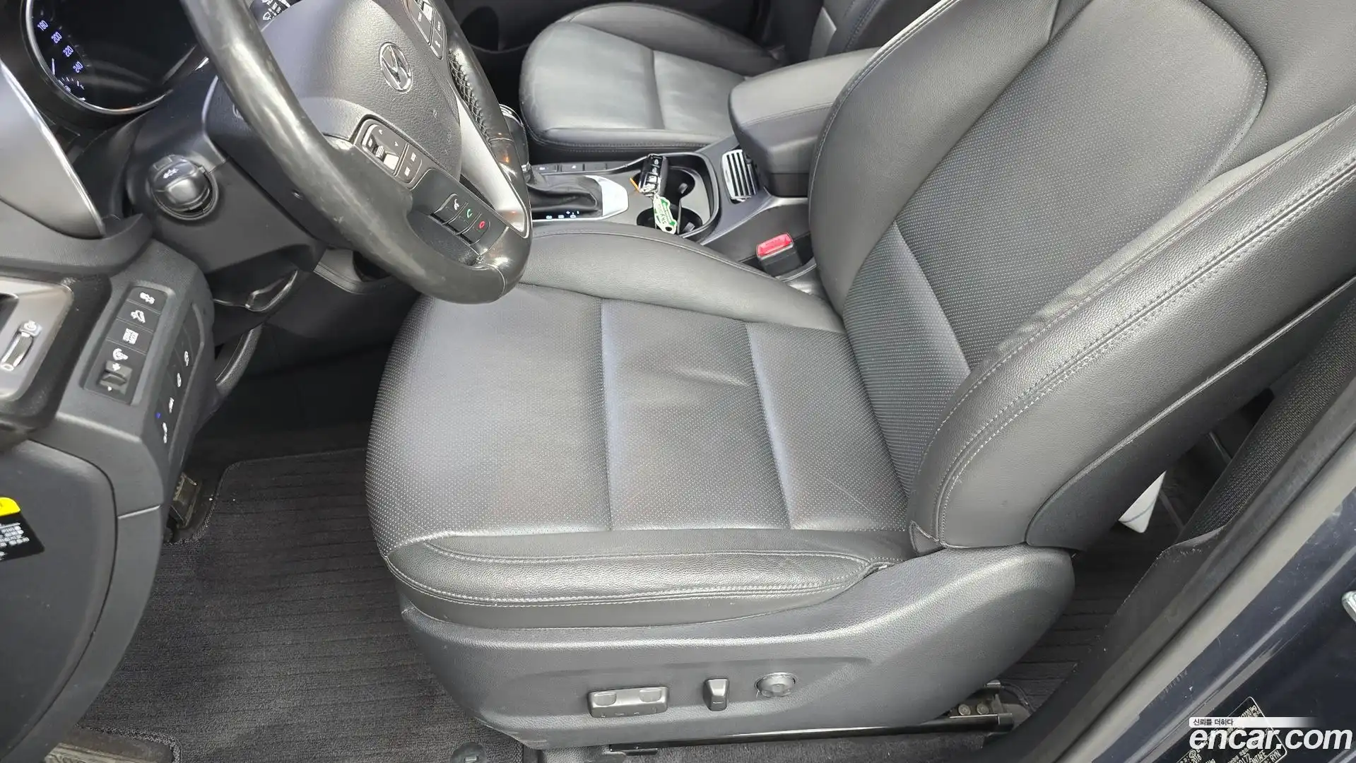 Santafe Hyundai 2018.1-OPTION-042