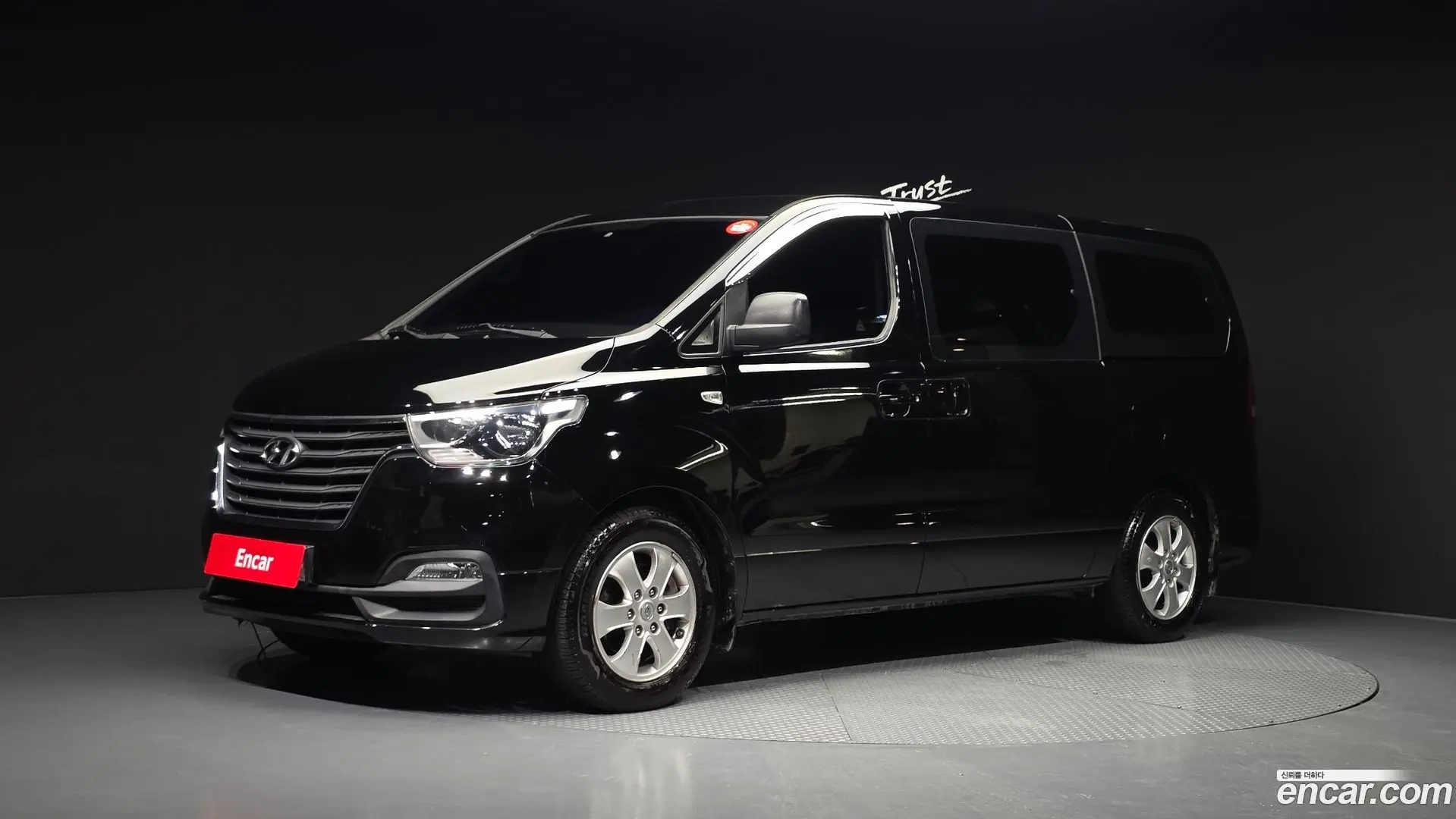Main__Slider__Photo:Starex Hyundai 2018.8-0