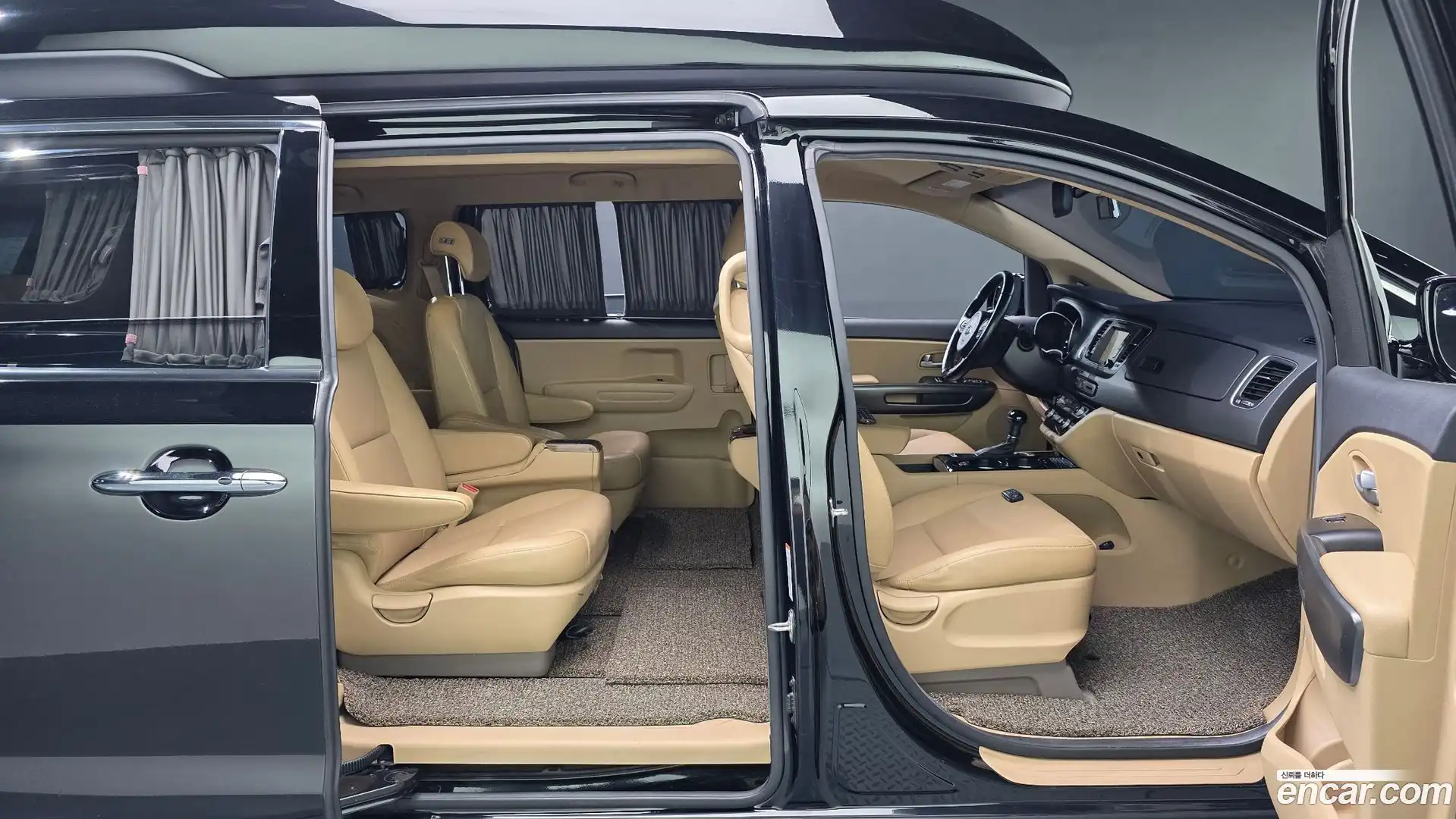 Canival Kia 2015.2-INNER-036