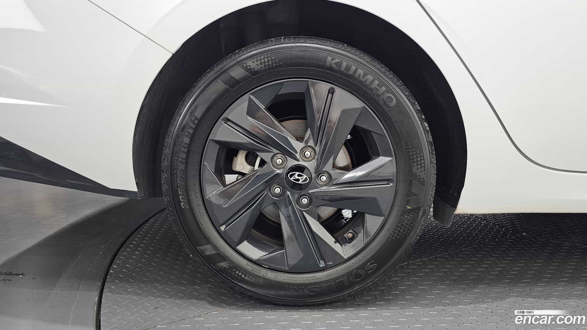 AVANTE Hyundai 2022.4-OUTER-005