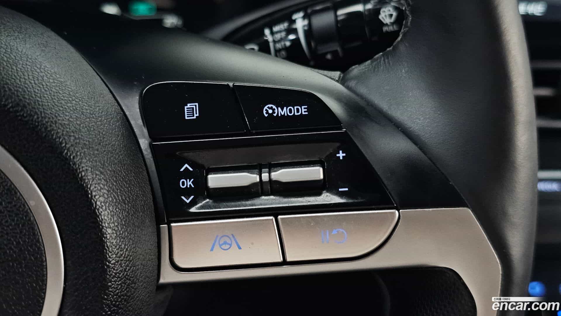 AVANTE Hyundai 2022.4-OPTION-018