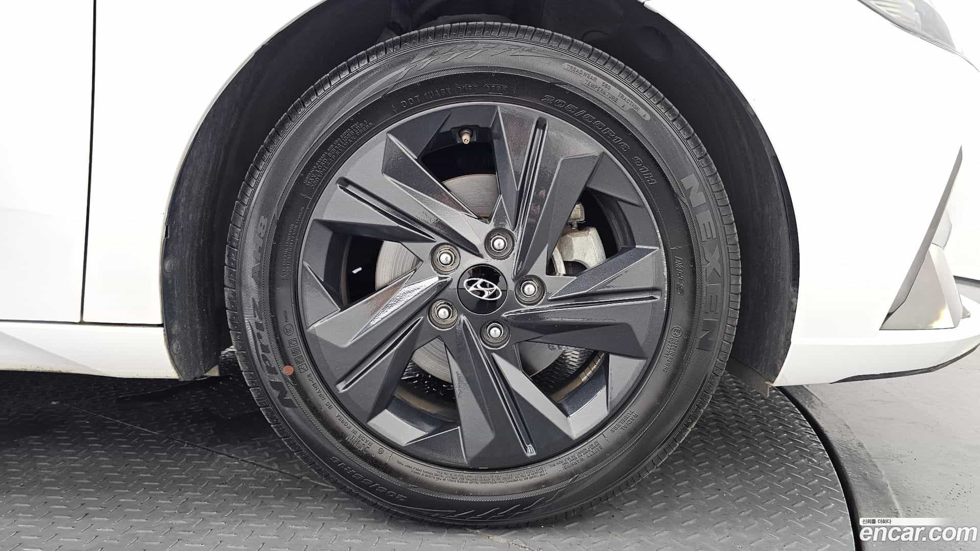 AVANTE Hyundai 2022.4-OUTER-031
