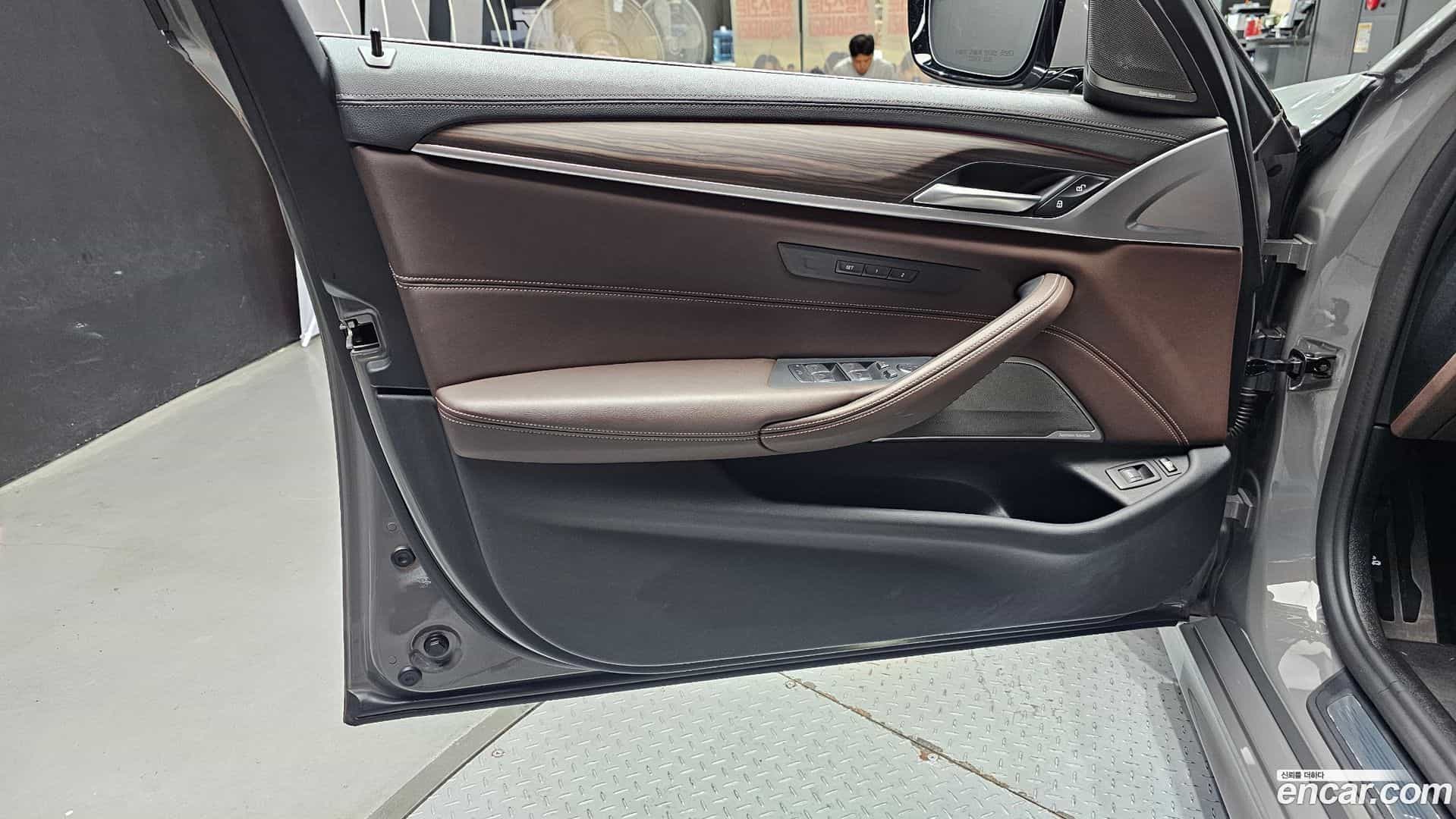 5-Series BMW 2021.1-INNER-034