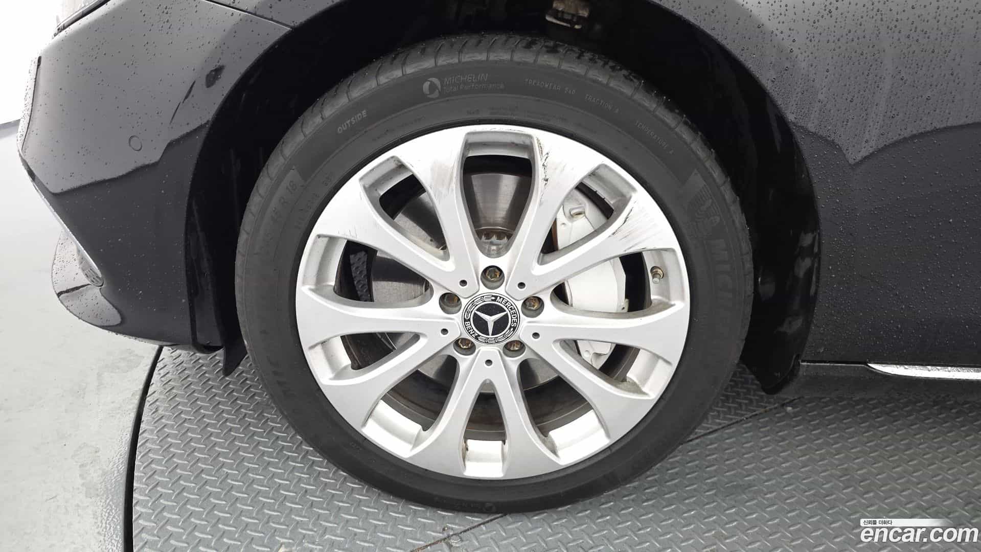 E-Class Mercedes-Benz 2018.9-OUTER-005