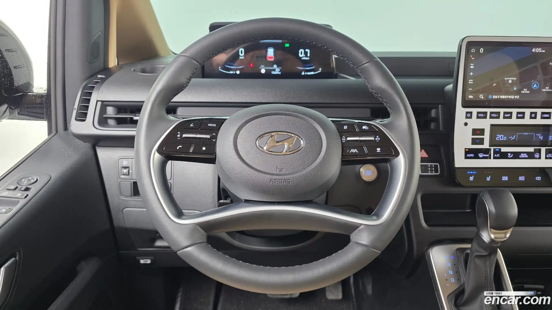 Staria Hyundai 2023.3-OPTION-017
