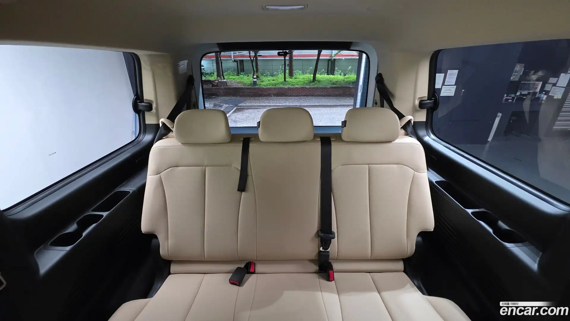 Staria Hyundai 2023.3-OPTION-022