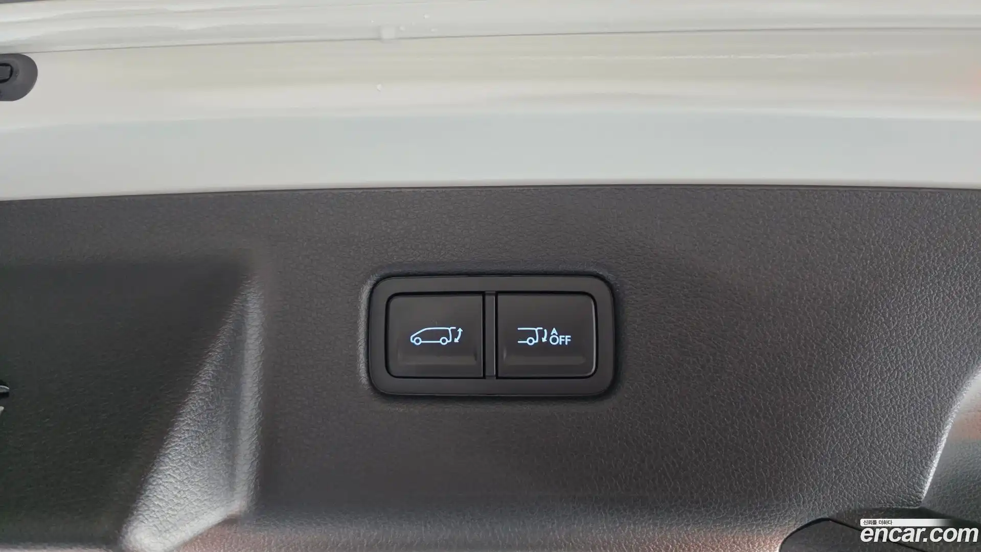 Staria Hyundai 2023.3-OPTION-043