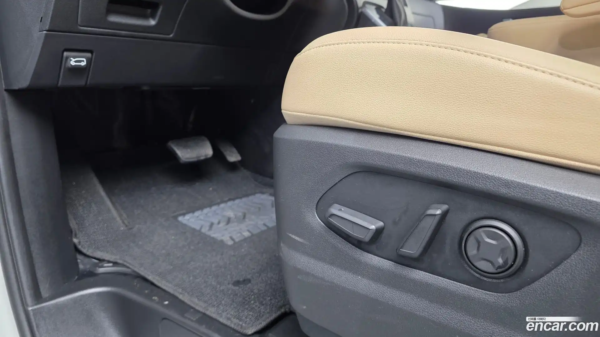 Staria Hyundai 2023.3-OPTION-045