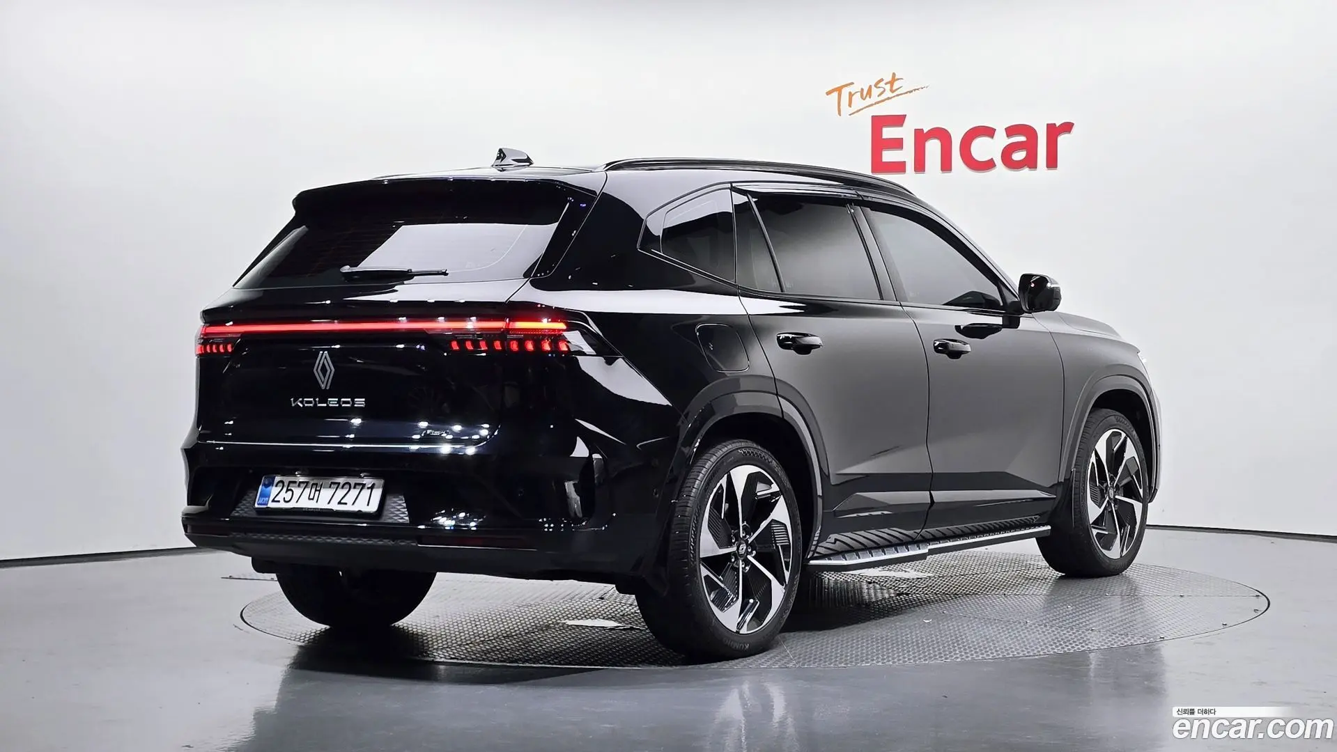 Main__Slider__Photo:Grand Koleos Renault Korea 2025.2-1