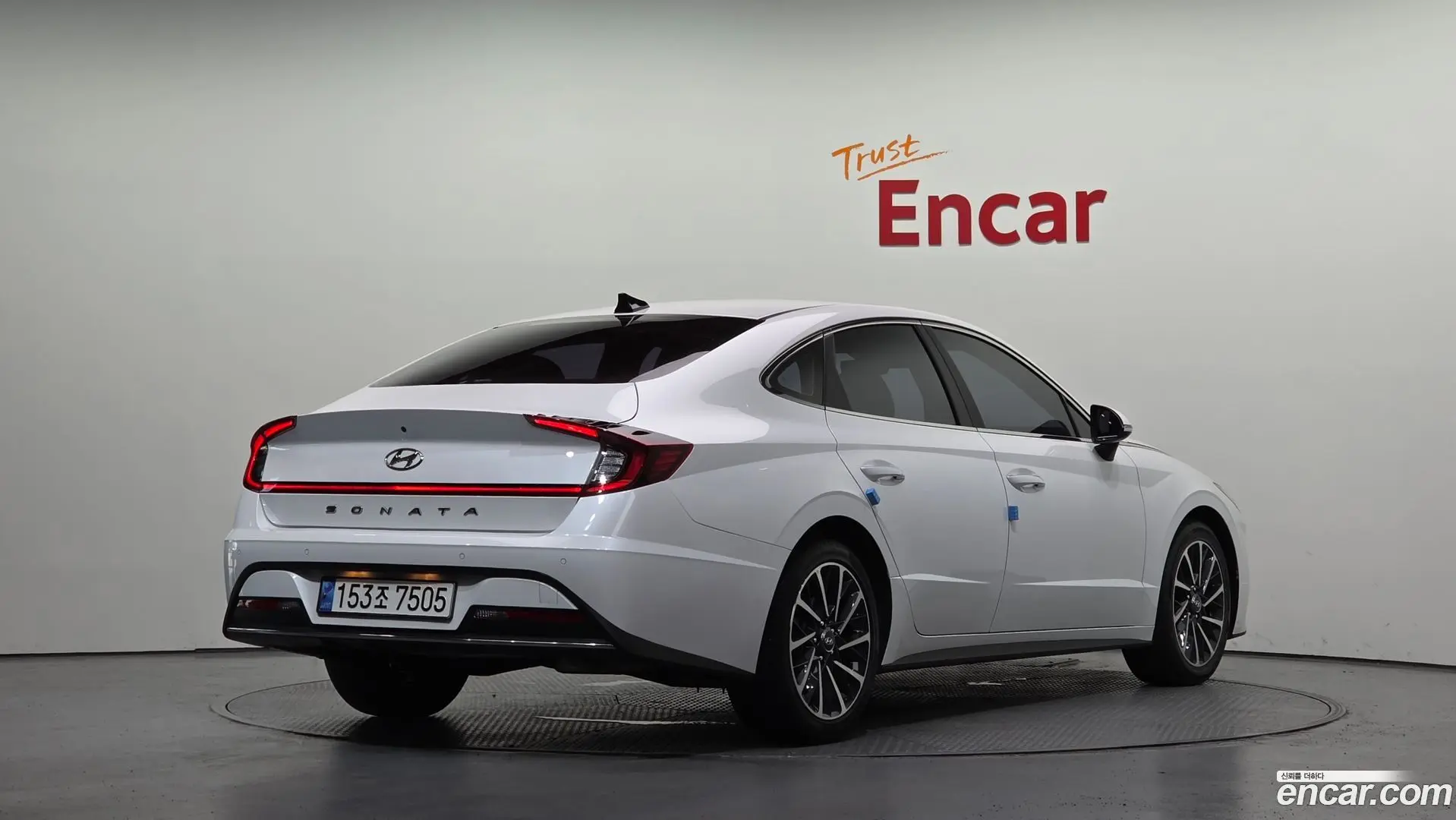 Main__Slider__Photo:Sonata Hyundai 2019.5-1