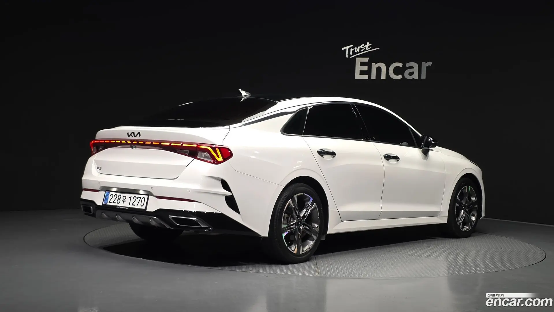Main__Slider__Photo:K5 Kia 2022.7-1