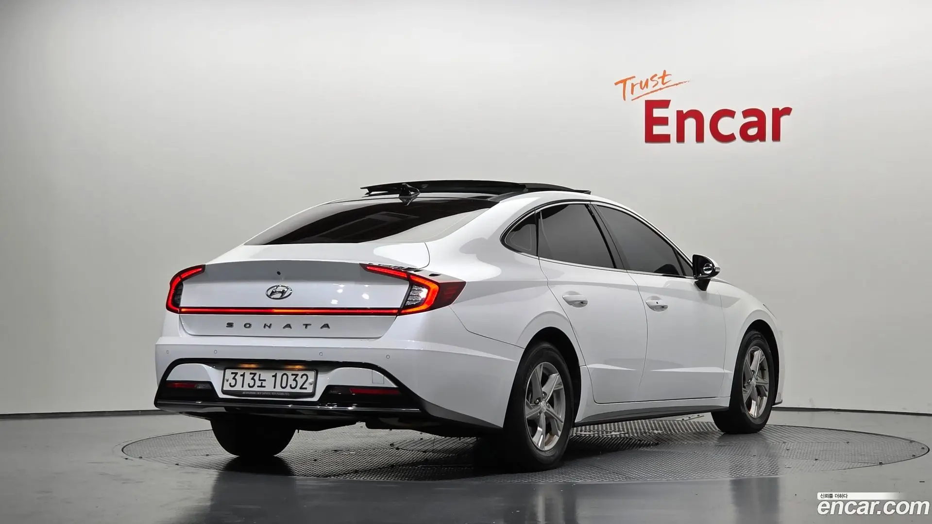 Main__Slider__Photo:Sonata Hyundai 2019.10-1