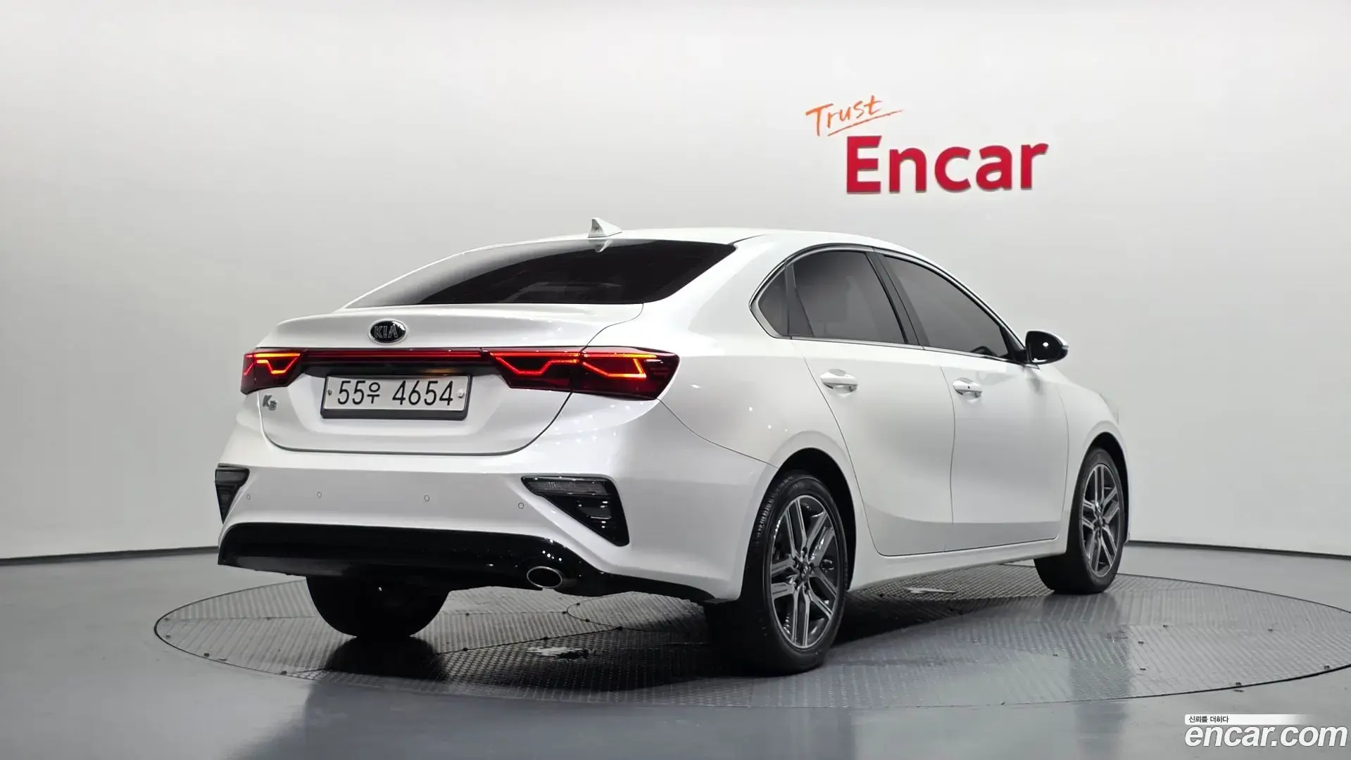 Main__Slider__Photo:K3 Kia 2018.9-1