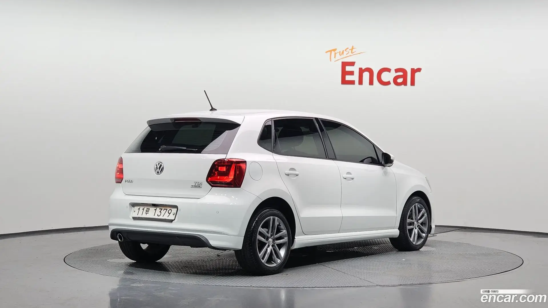 Main__Slider__Photo:Polo Volkswagen 2015.4-1