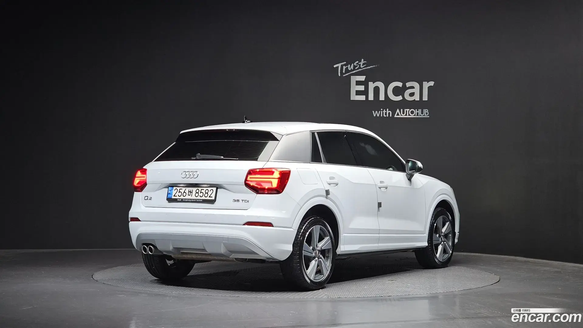 Main__Slider__Photo:Q2 Audi 2020.10-1