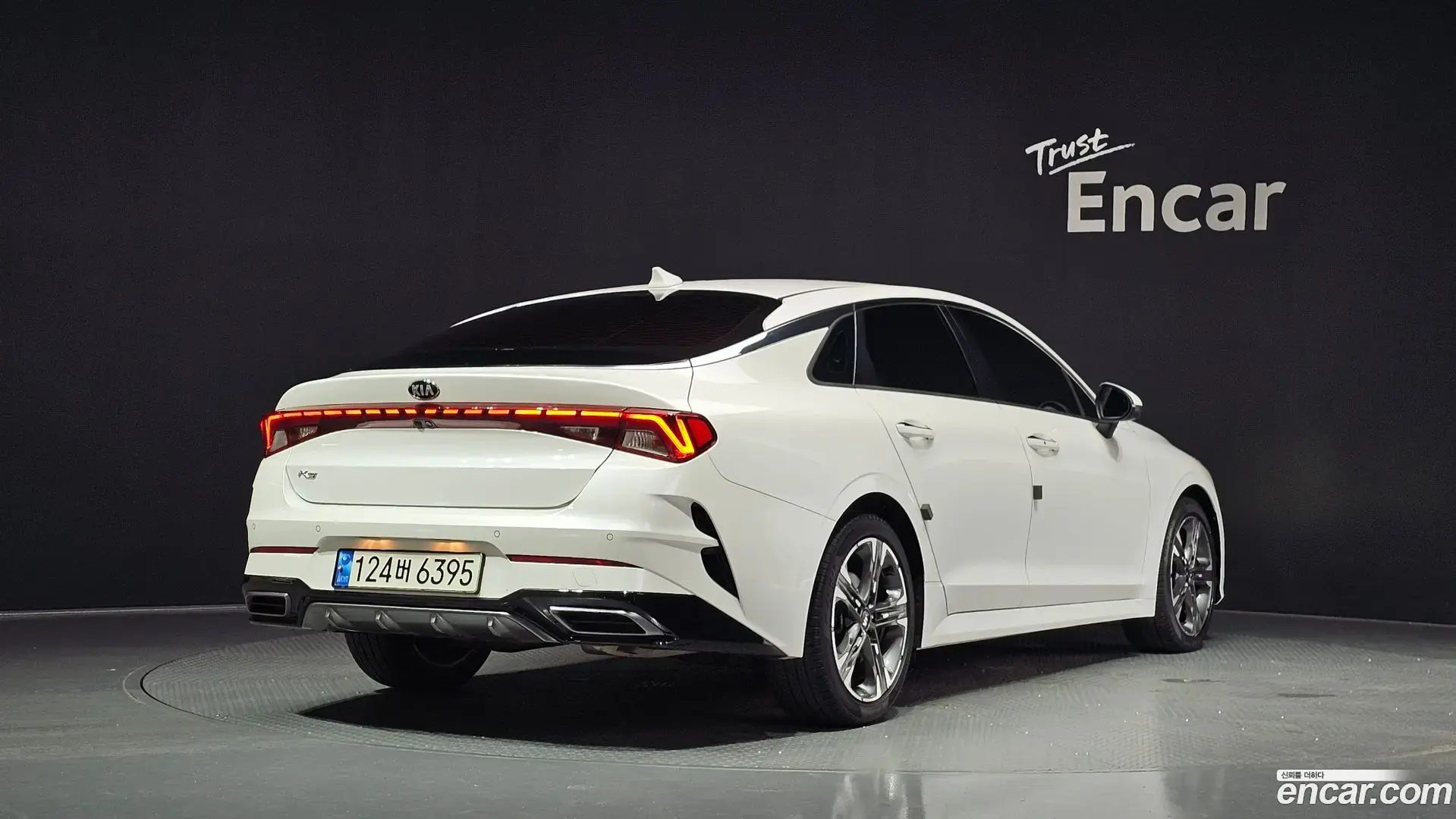 Main__Slider__Photo:K5 Kia 2021.7-1