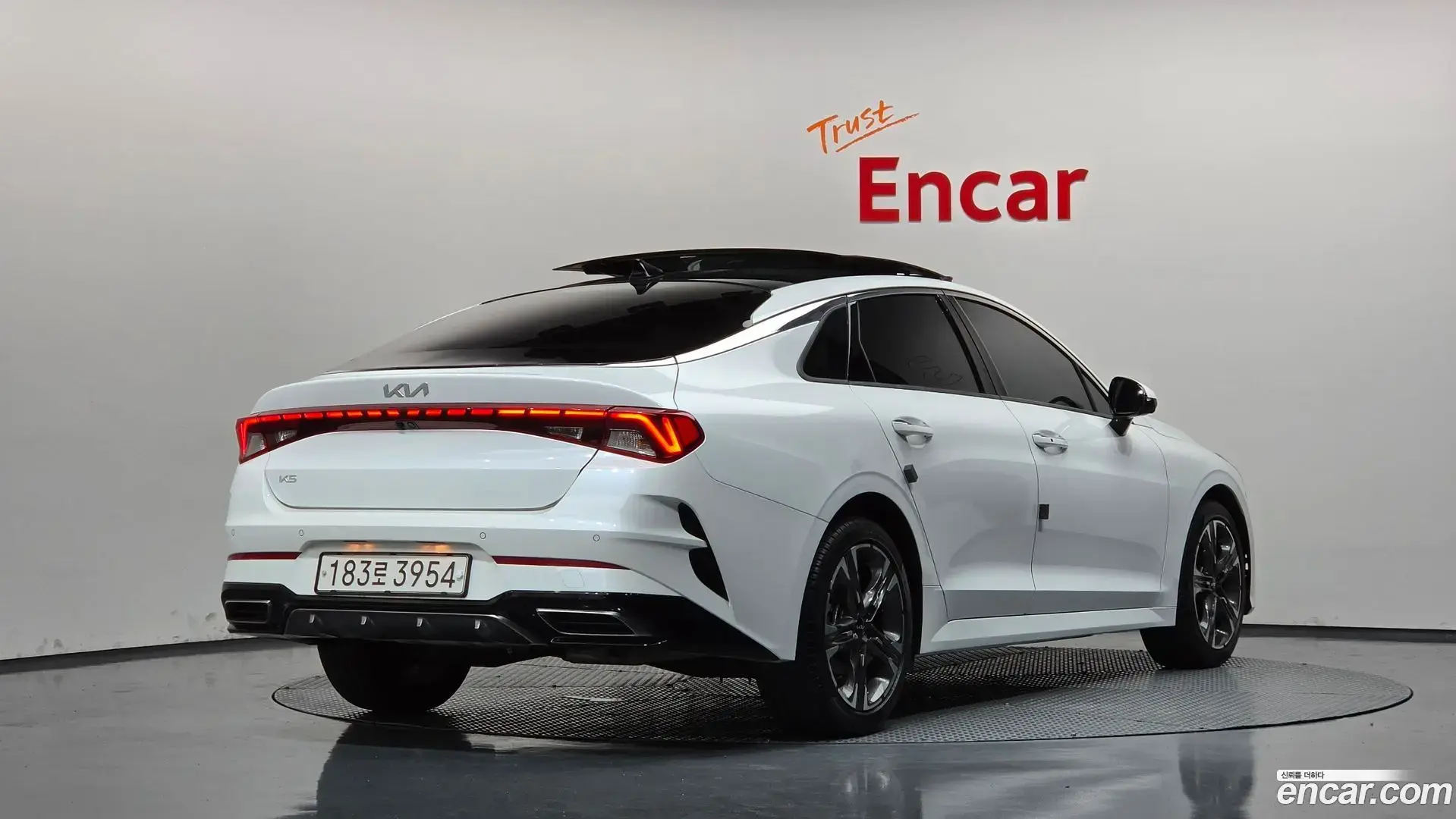 Main__Slider__Photo:K5 Kia 2022.7-1