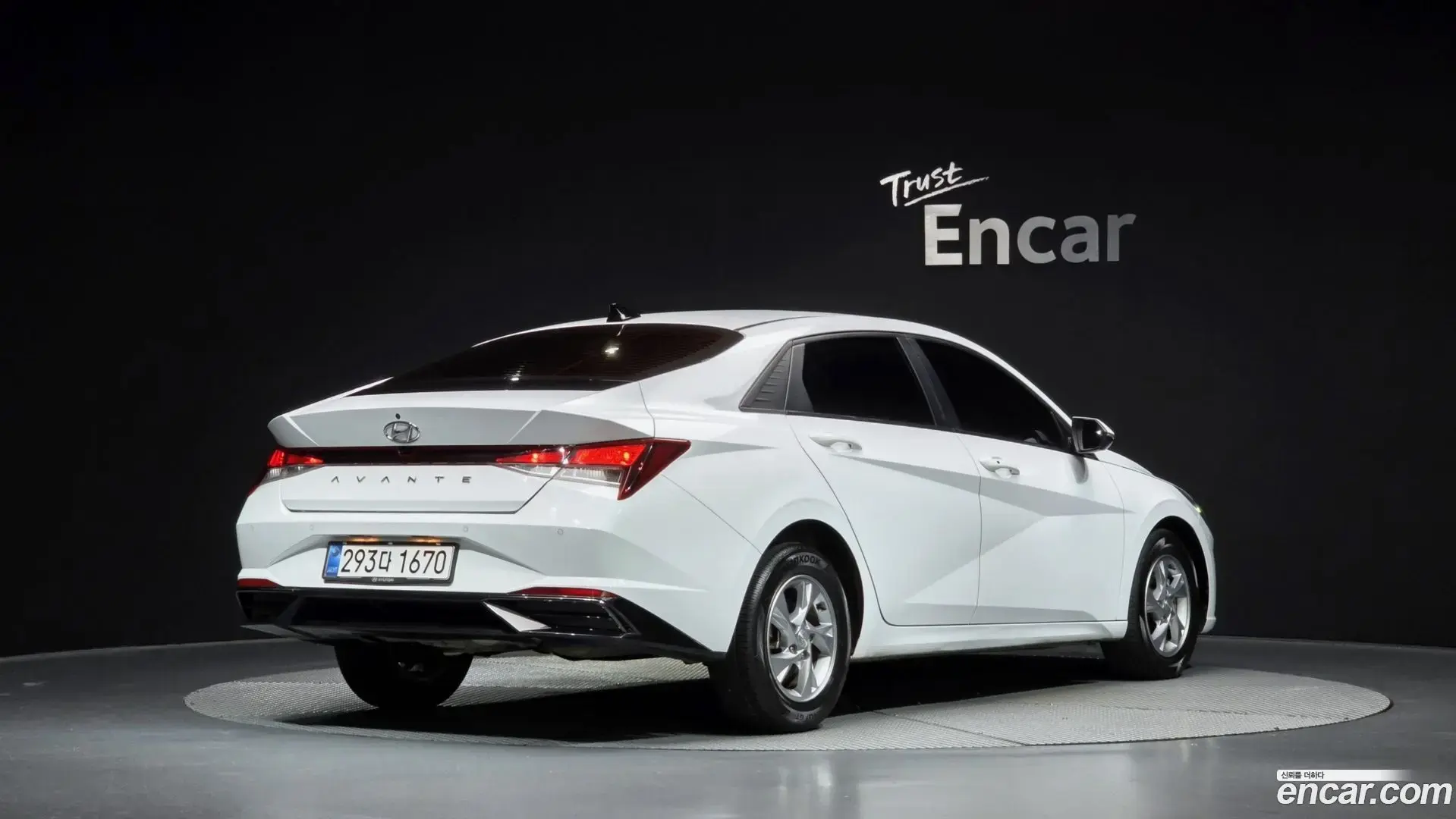 Main__Slider__Photo:AVANTE Hyundai 2021.1-1