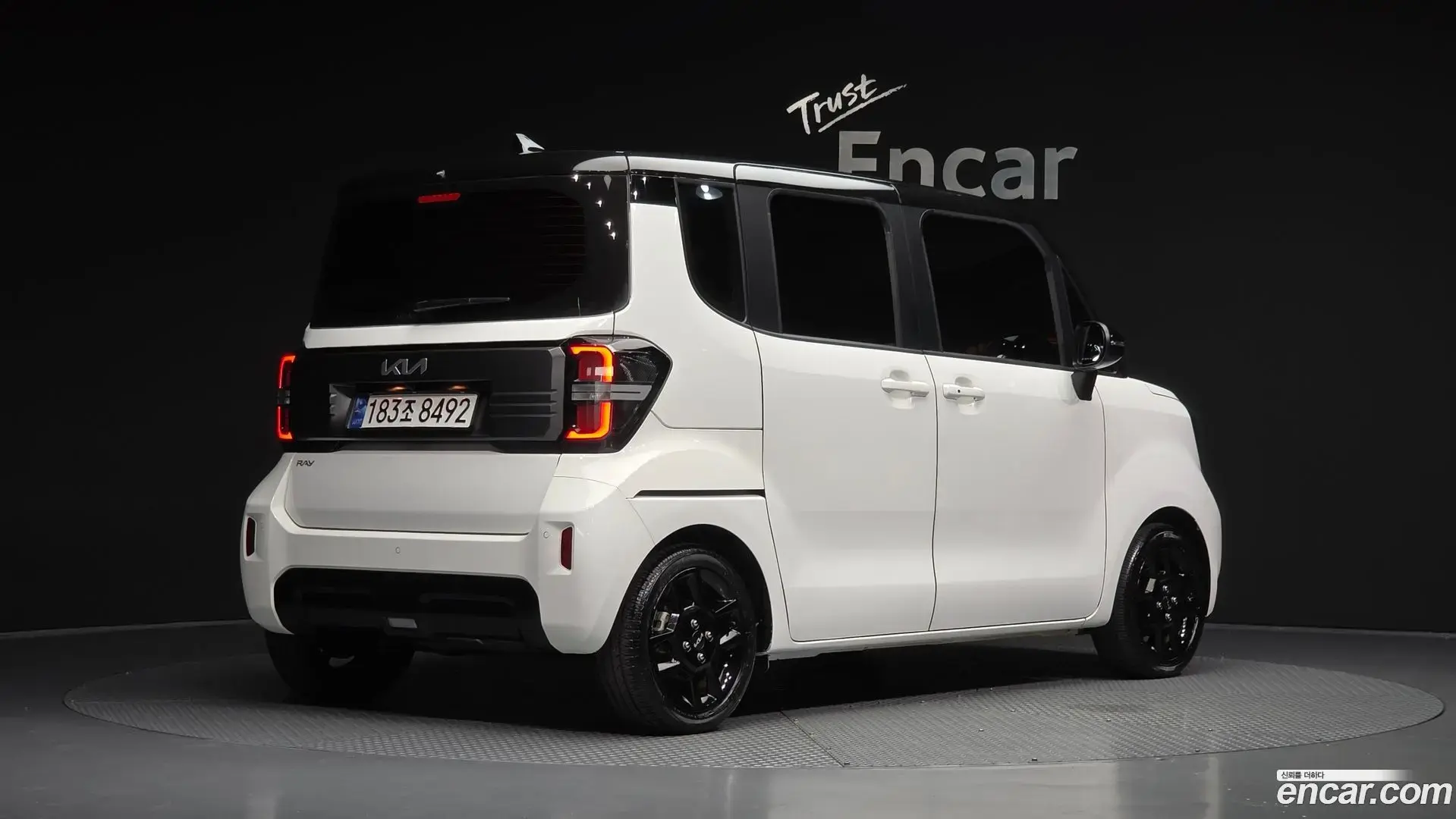 Main__Slider__Photo:RAY Kia 2023.1-1