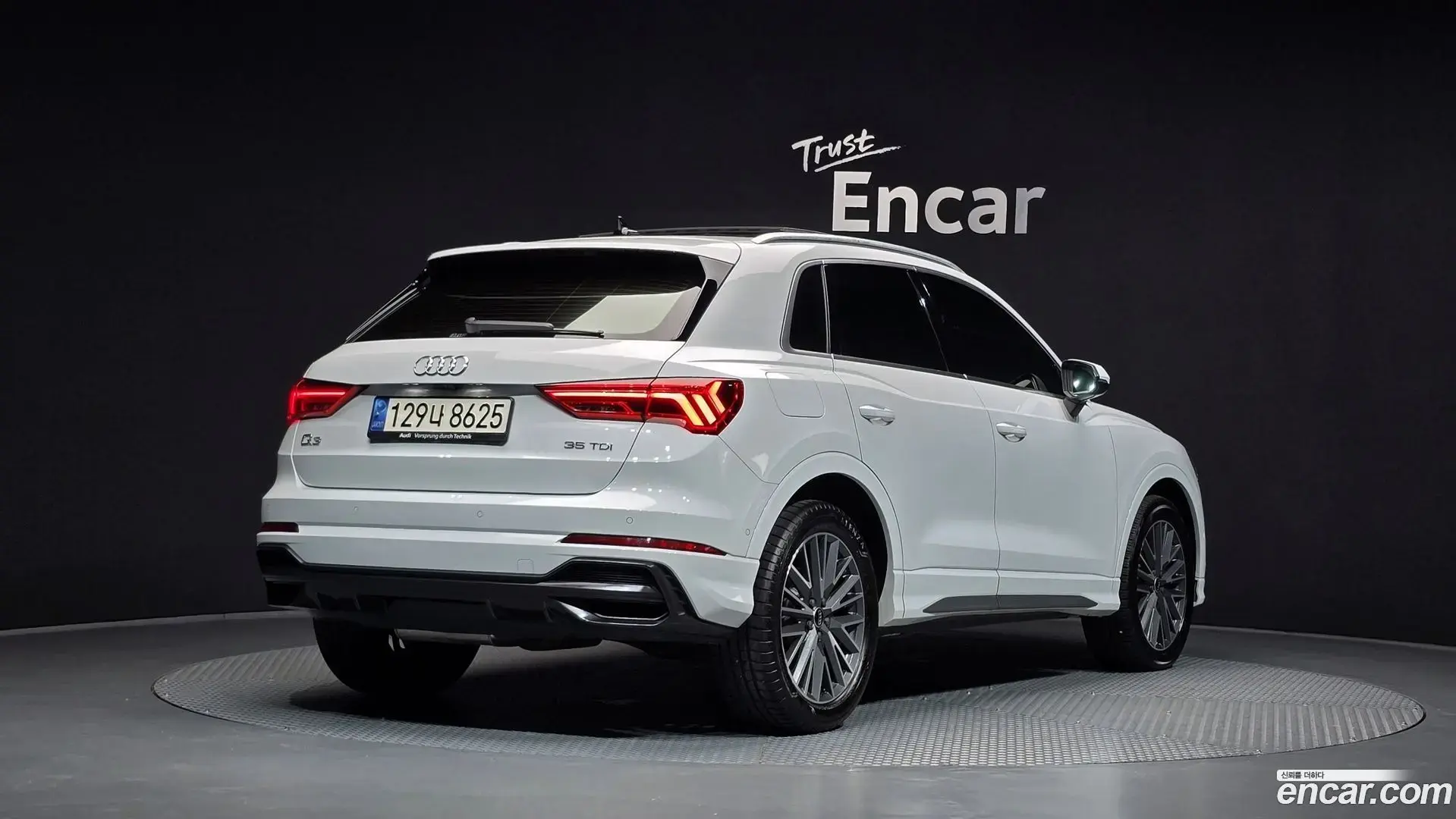 Main__Slider__Photo:Q3 Audi 2022.6-1
