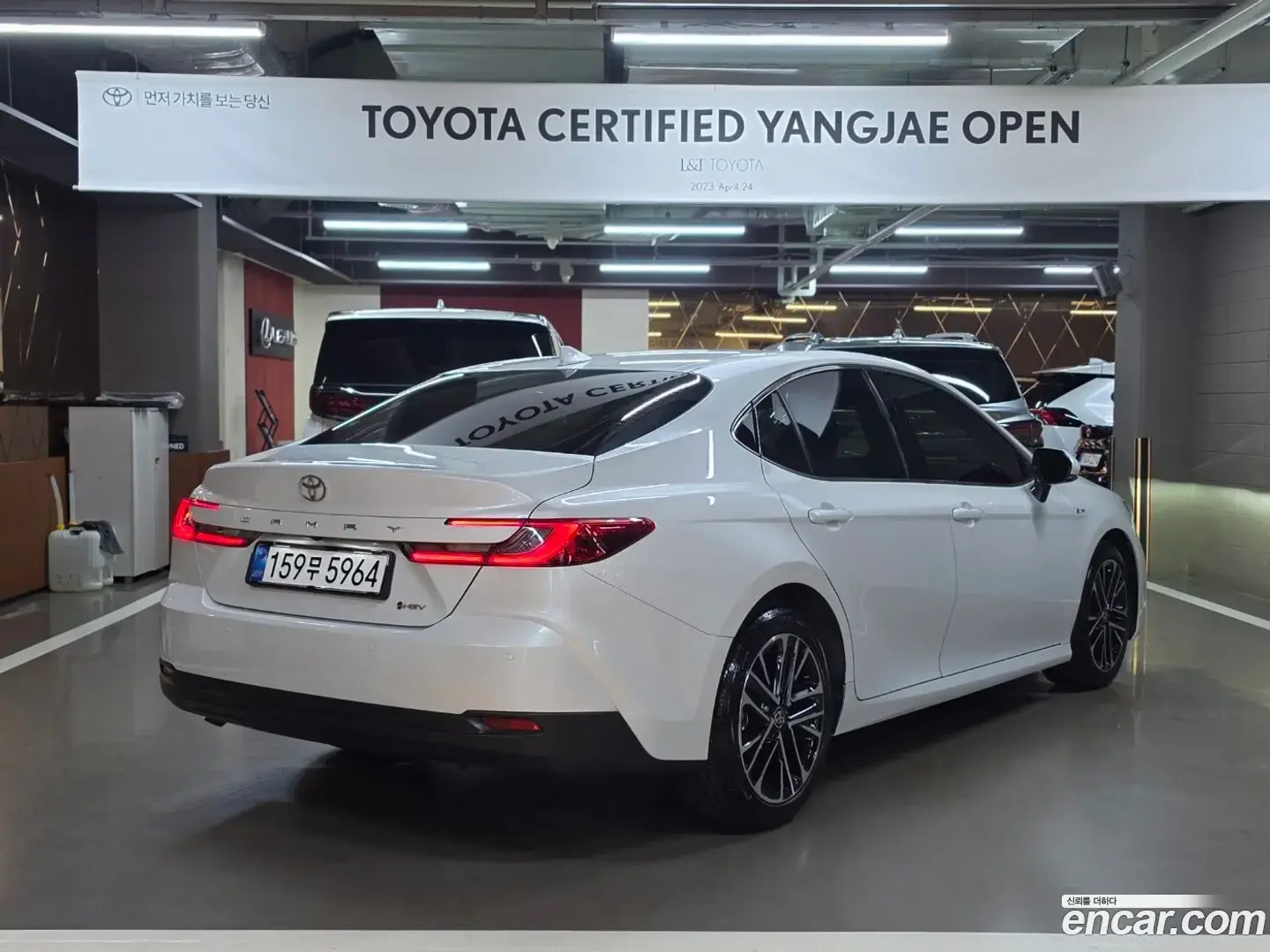 Main__Slider__Photo:Camry Toyota 2025.10-1