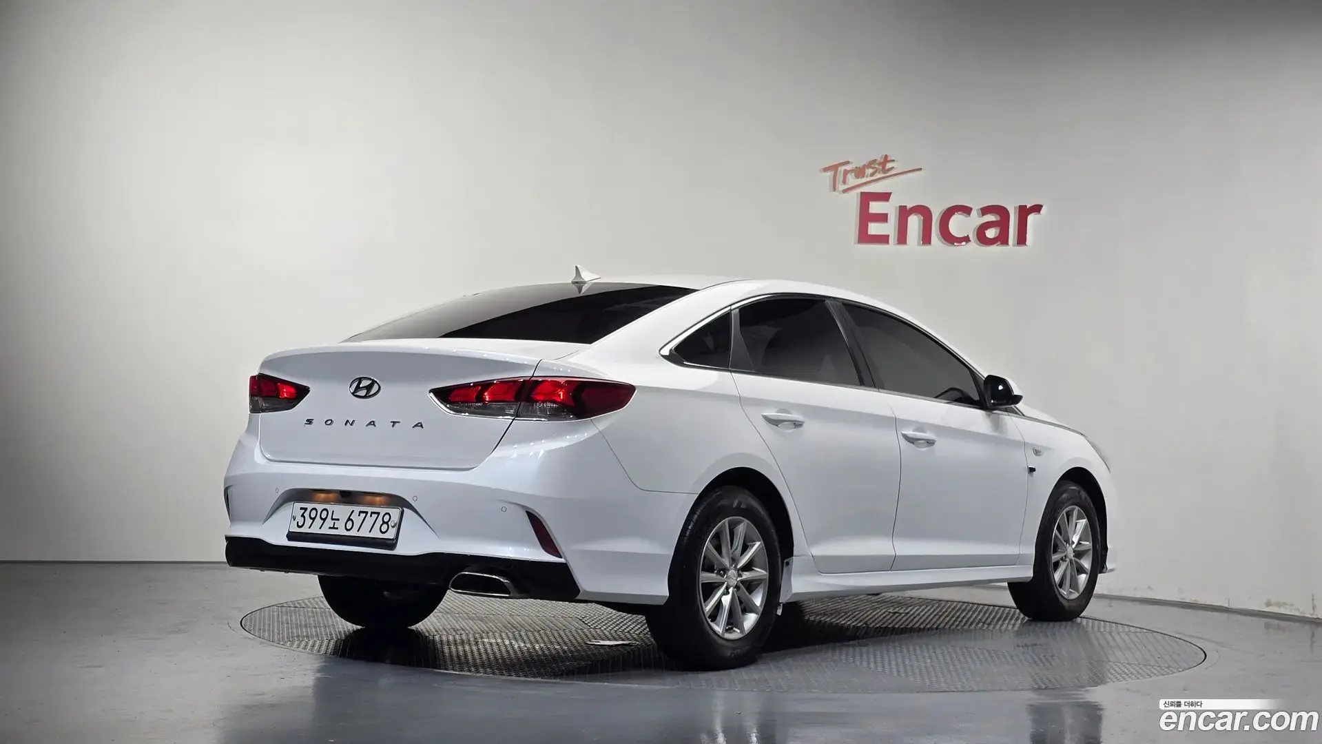 Main__Slider__Photo:Sonata Hyundai 2019.2-1