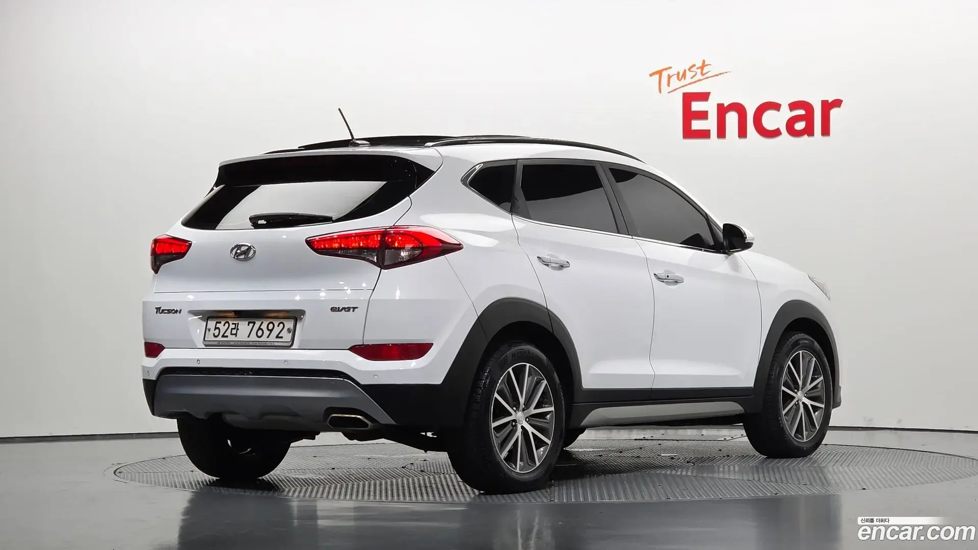 Main__Slider__Photo:Tucson Hyundai 2016.11-1