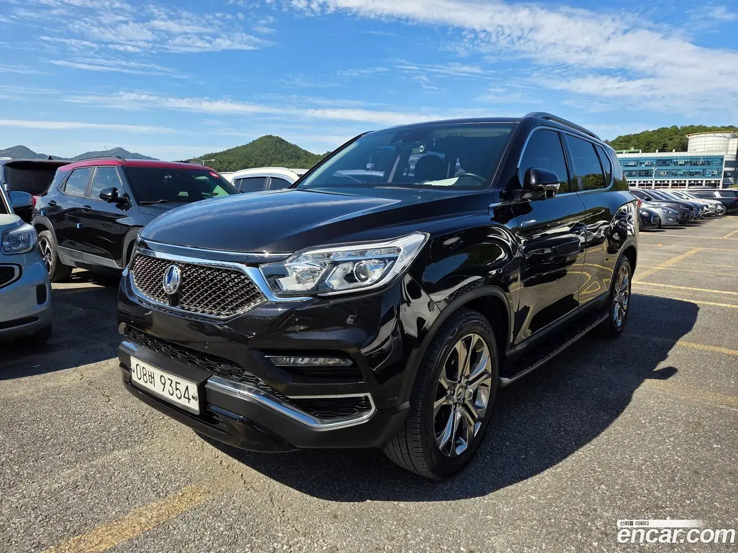 Main__Slider__Photo:Rexton KG Mobility 2018.6-1