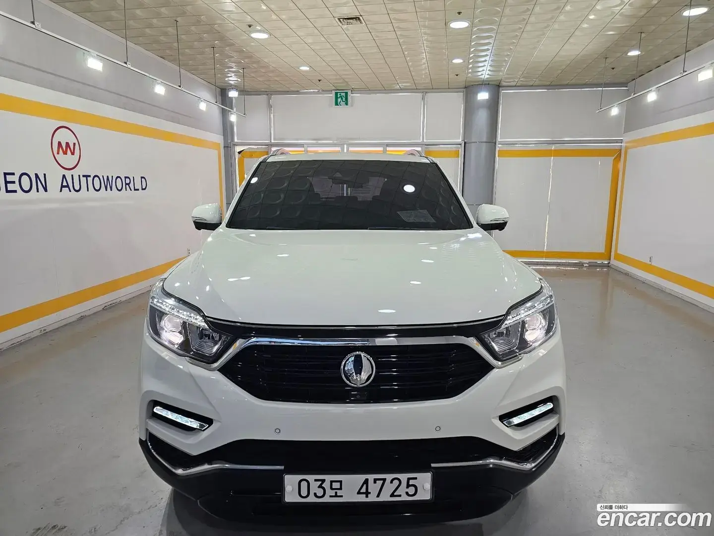 Main__Slider__Photo:Rexton KG Mobility 2017.10-1