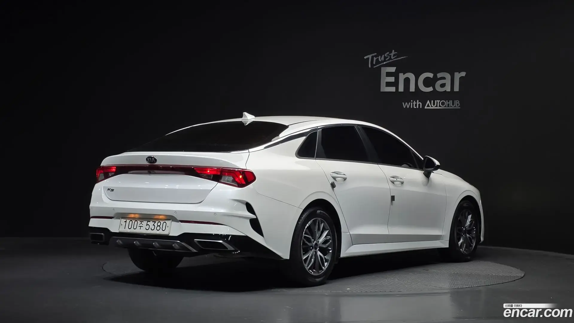 Main__Slider__Photo:K5 Kia 2020.5-1