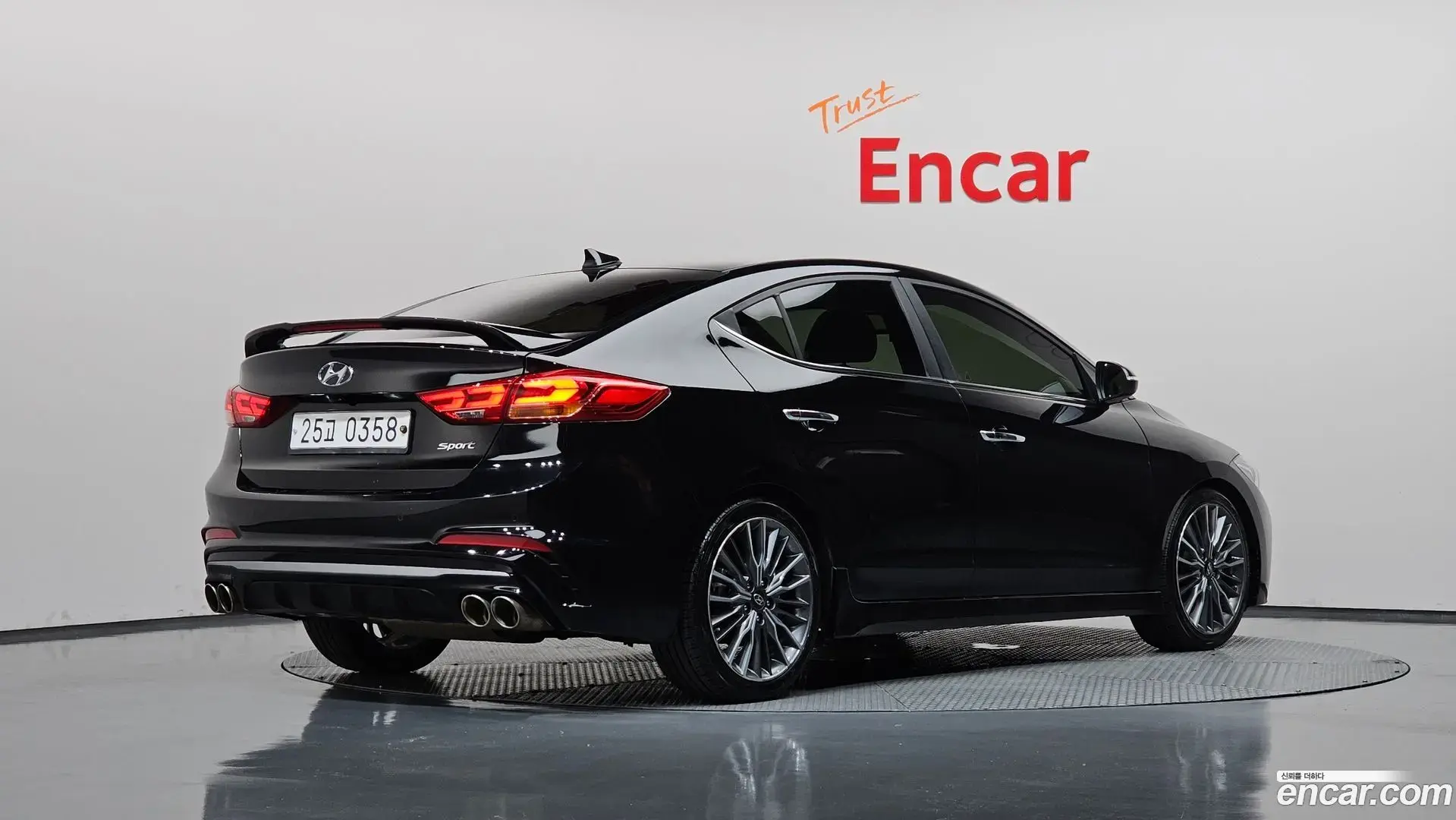 Main__Slider__Photo:AVANTE Hyundai 2016.5-1
