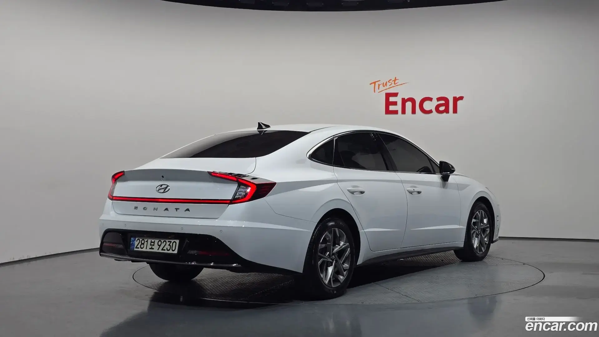 Main__Slider__Photo:Sonata Hyundai 2021.9-1