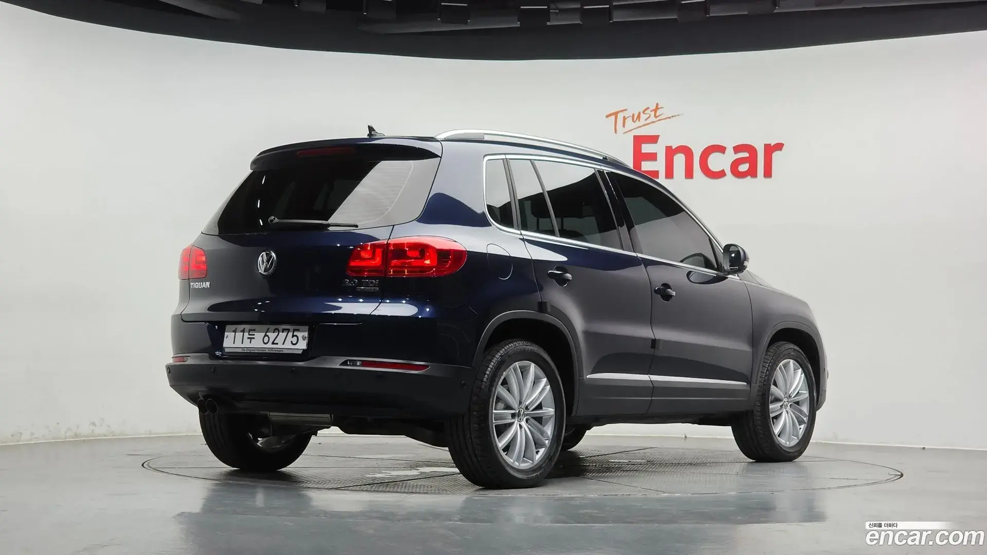 Main__Slider__Photo:Tiguan Volkswagen 2015.5-1