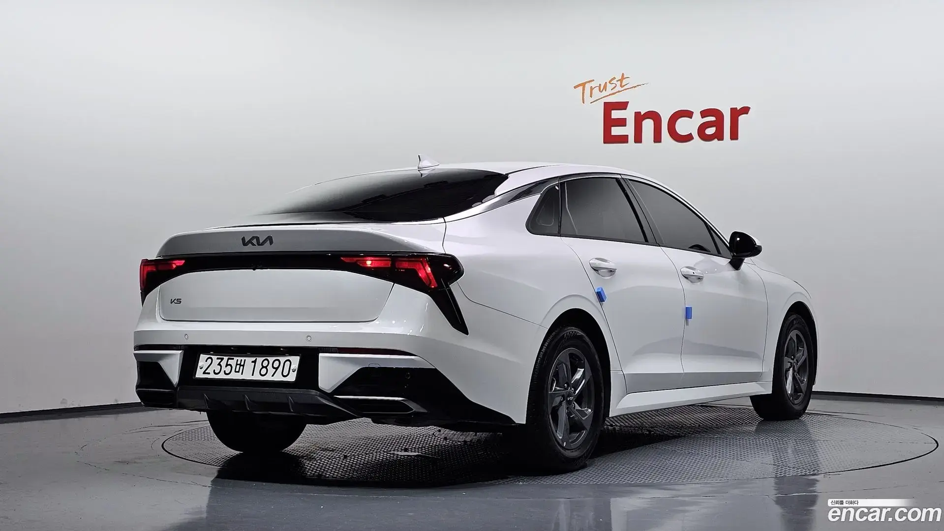 Main__Slider__Photo:K5 Kia 2025.11-1