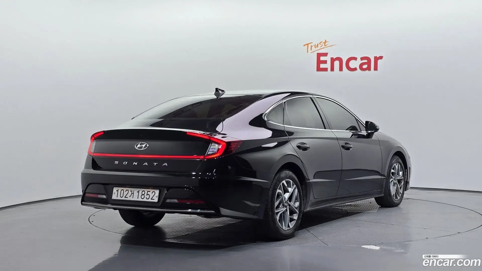 Main__Slider__Photo:Sonata Hyundai 2022.8-1