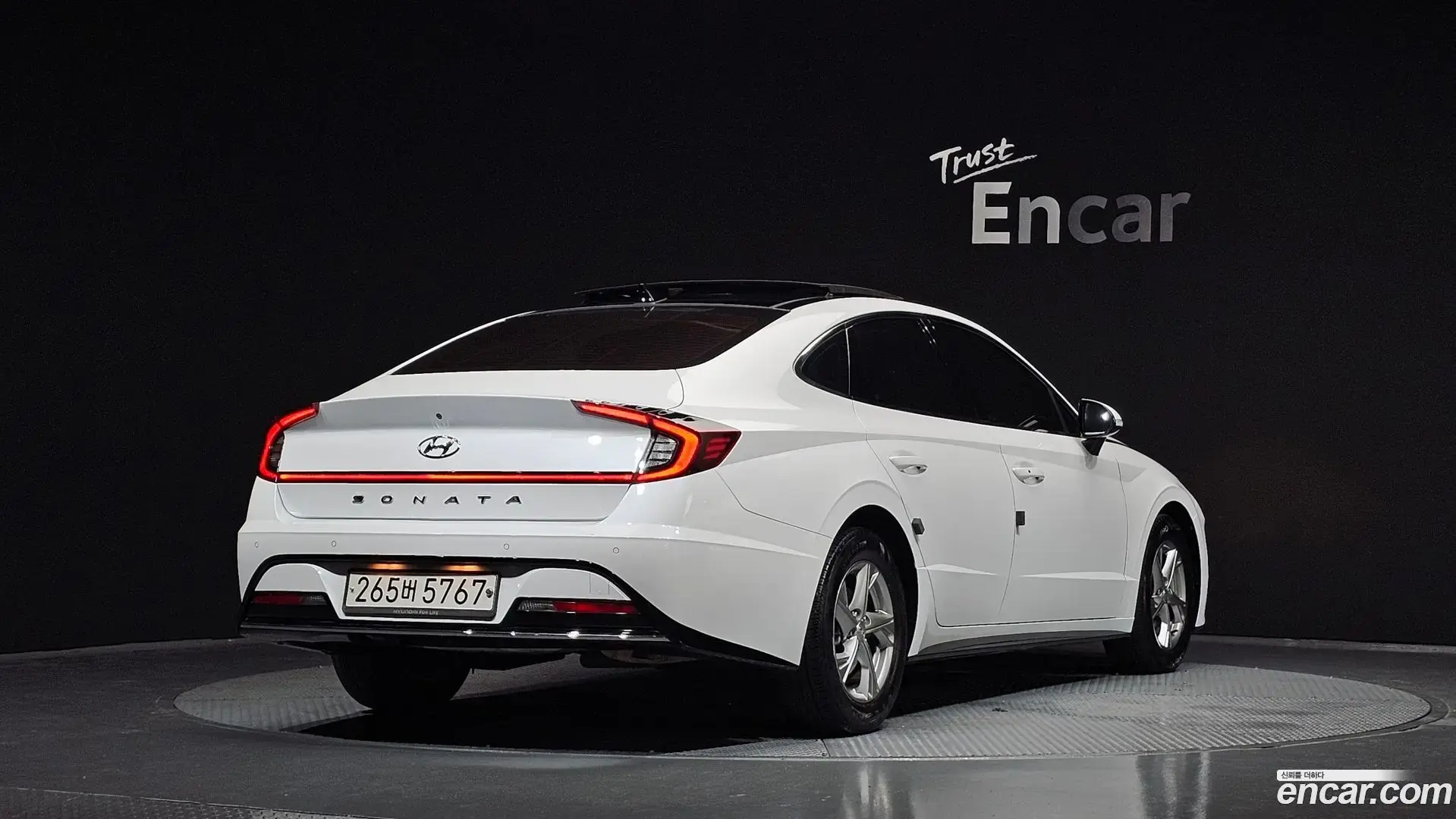 Main__Slider__Photo:Sonata Hyundai 2019.8-1