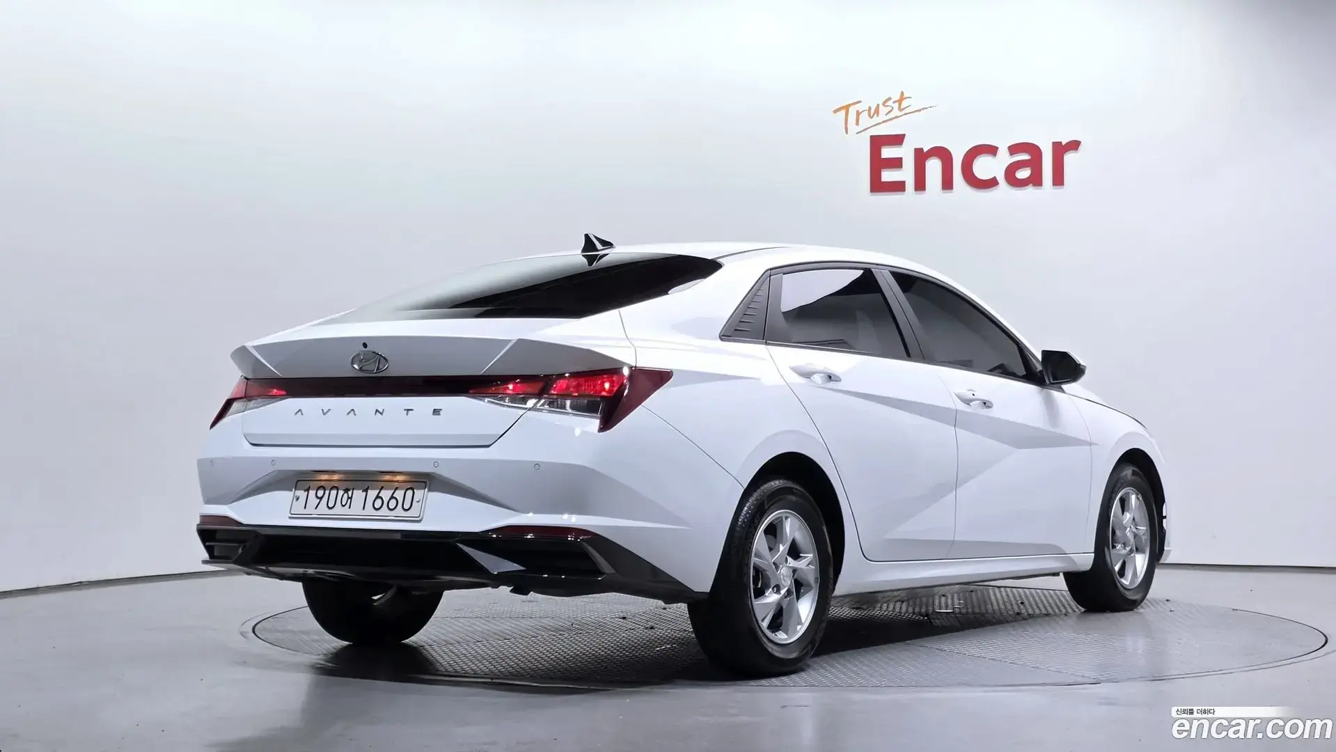 Main__Slider__Photo:AVANTE Hyundai 2021.7-1