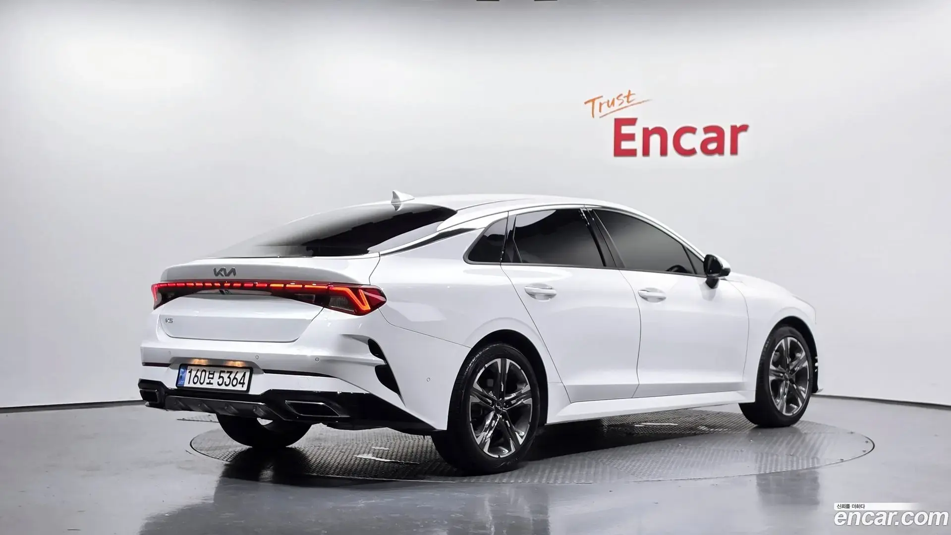 Main__Slider__Photo:K5 Kia 2022.7-1
