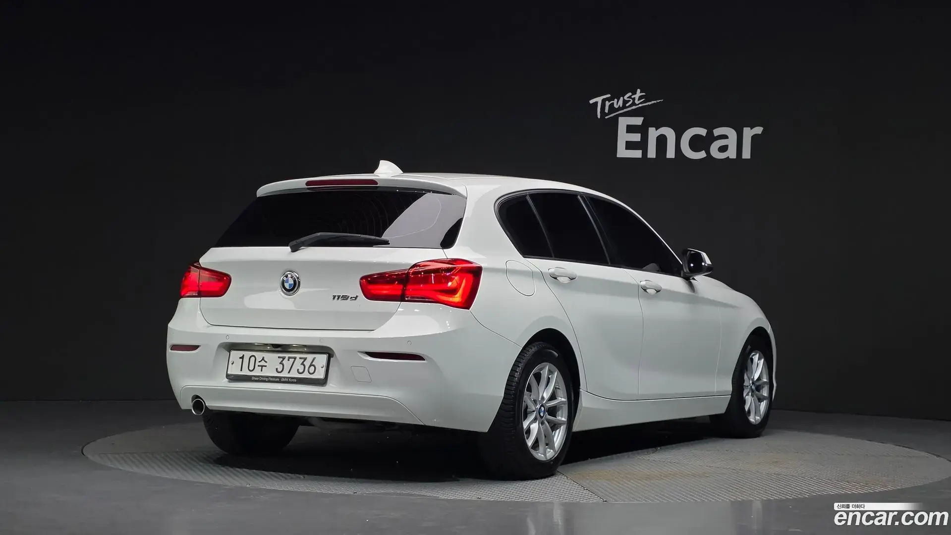 Main__Slider__Photo:1-Series BMW 2018.11-1