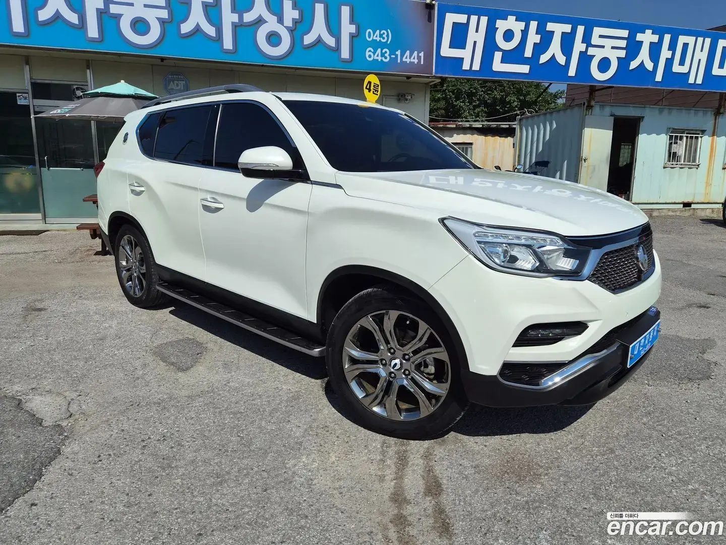 Main__Slider__Photo:Rexton KG Mobility 2019.4-1