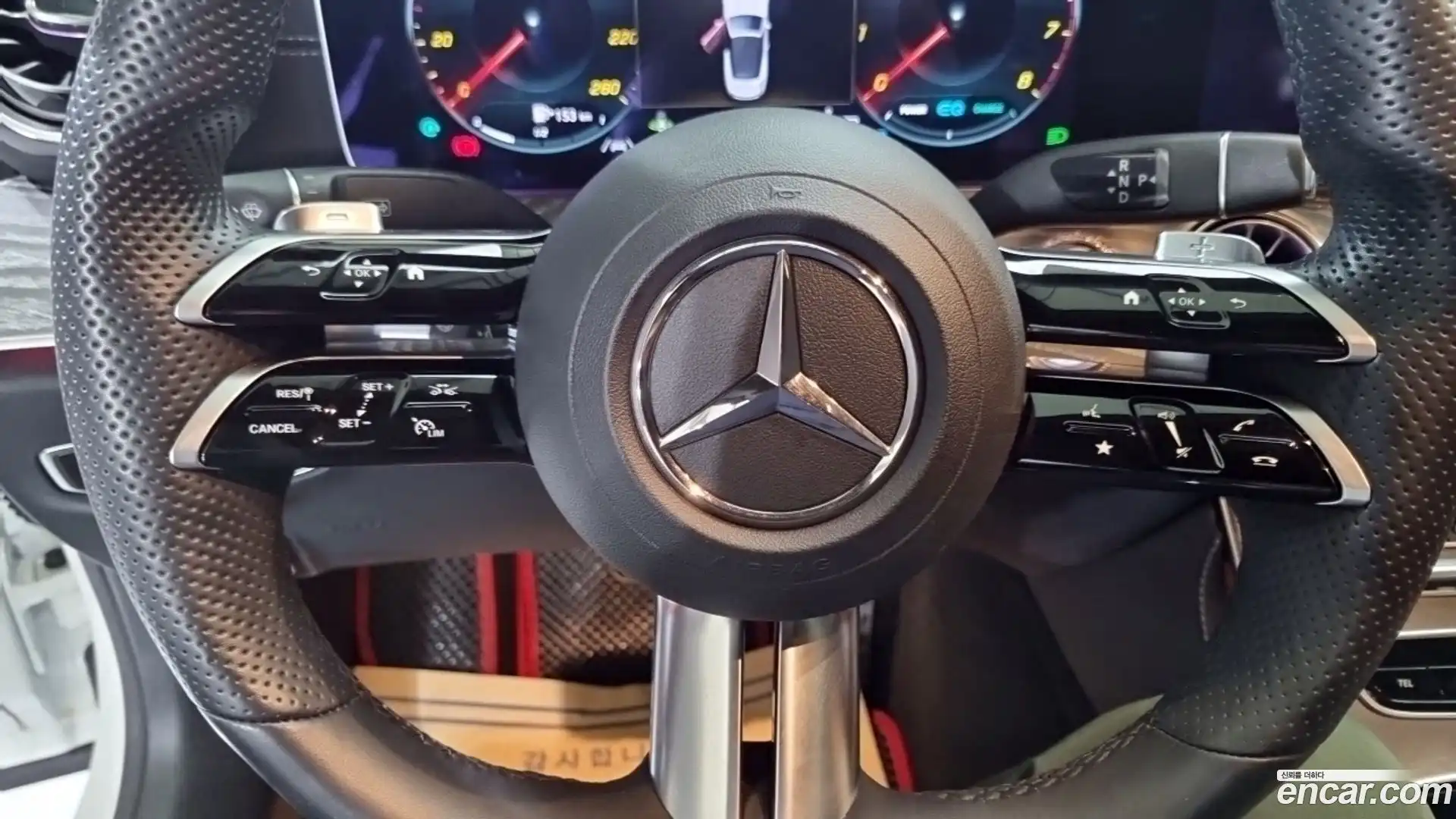 E-Class Mercedes-Benz 2021.2-INNER-010