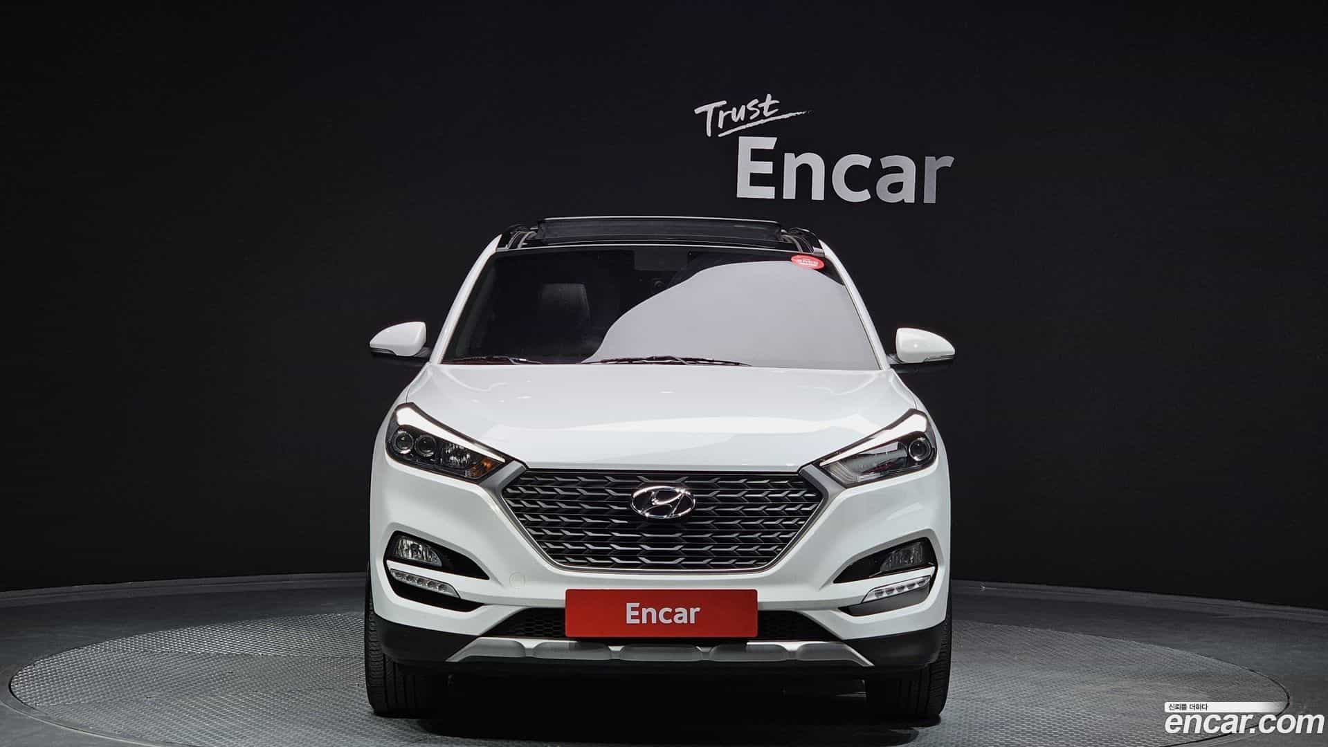 Tucson Hyundai 2017.10-OUTER-003