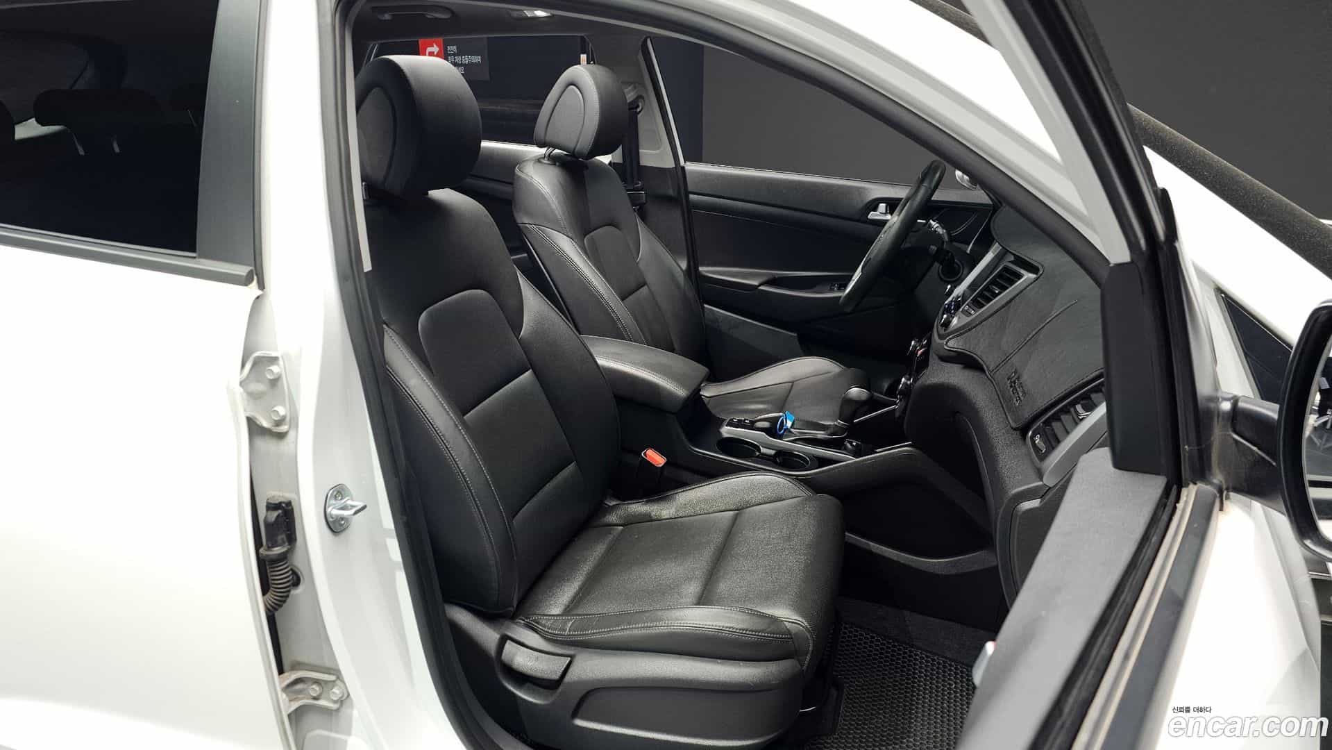 Tucson Hyundai 2017.10-INNER-010