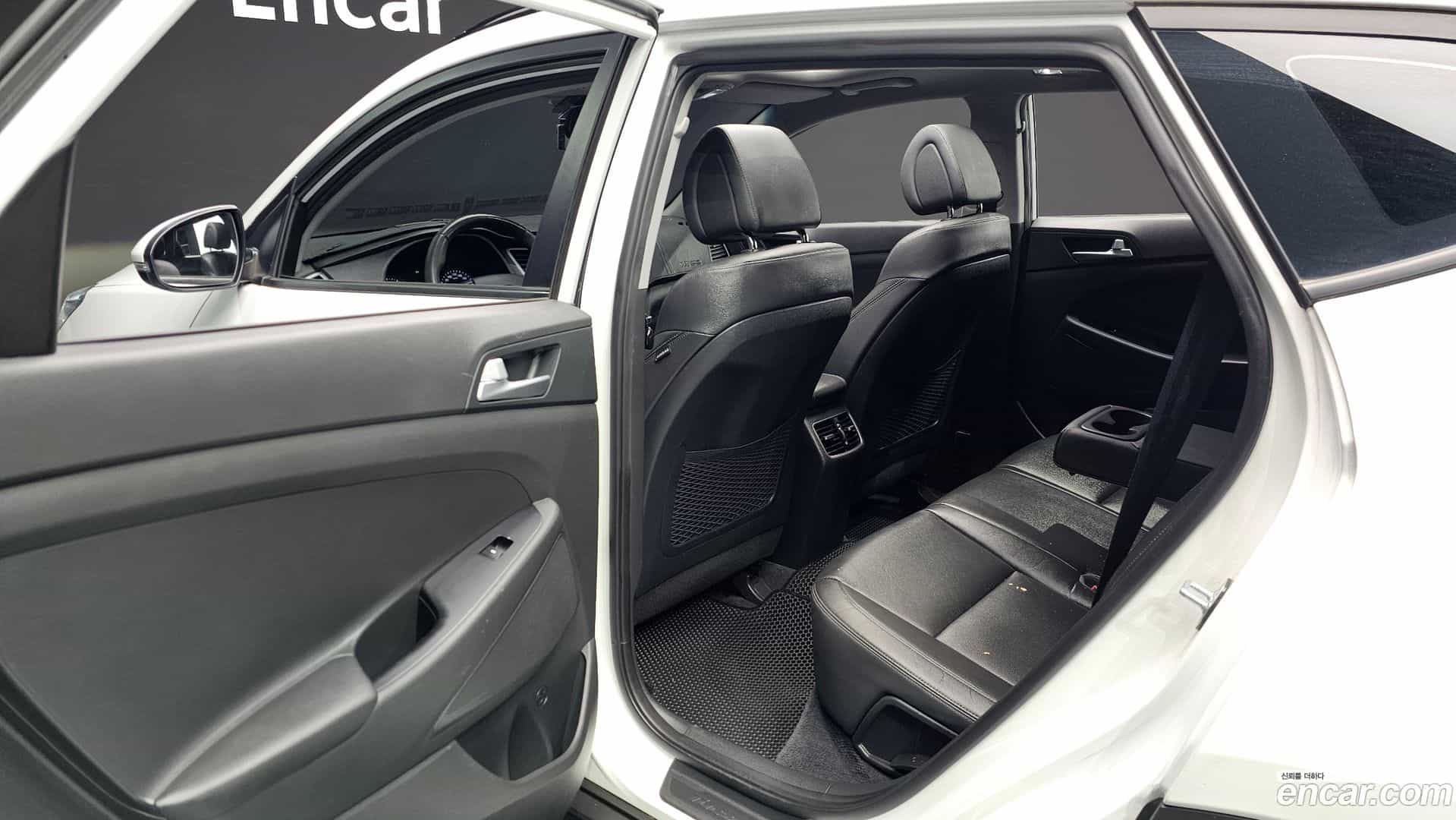 Tucson Hyundai 2017.10-OPTION-016