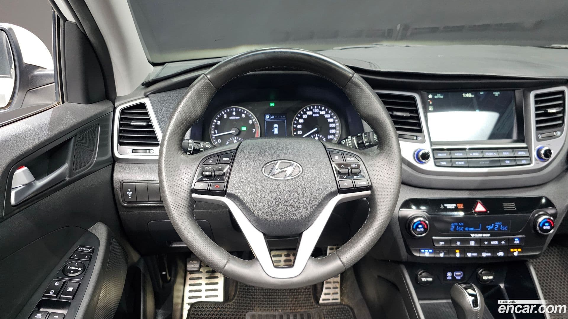 Main__Slider__Photo:Tucson Hyundai 2017.10-12