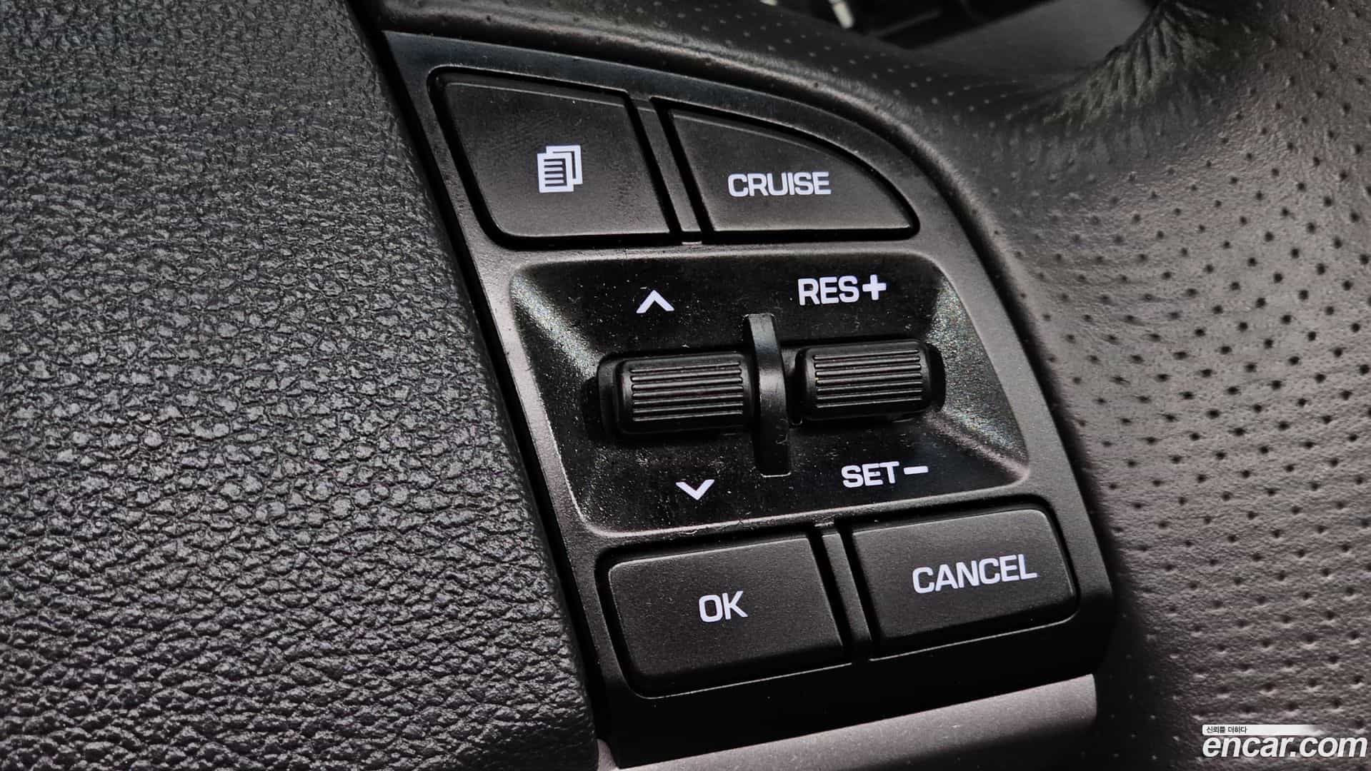 Tucson Hyundai 2017.10-OPTION-021