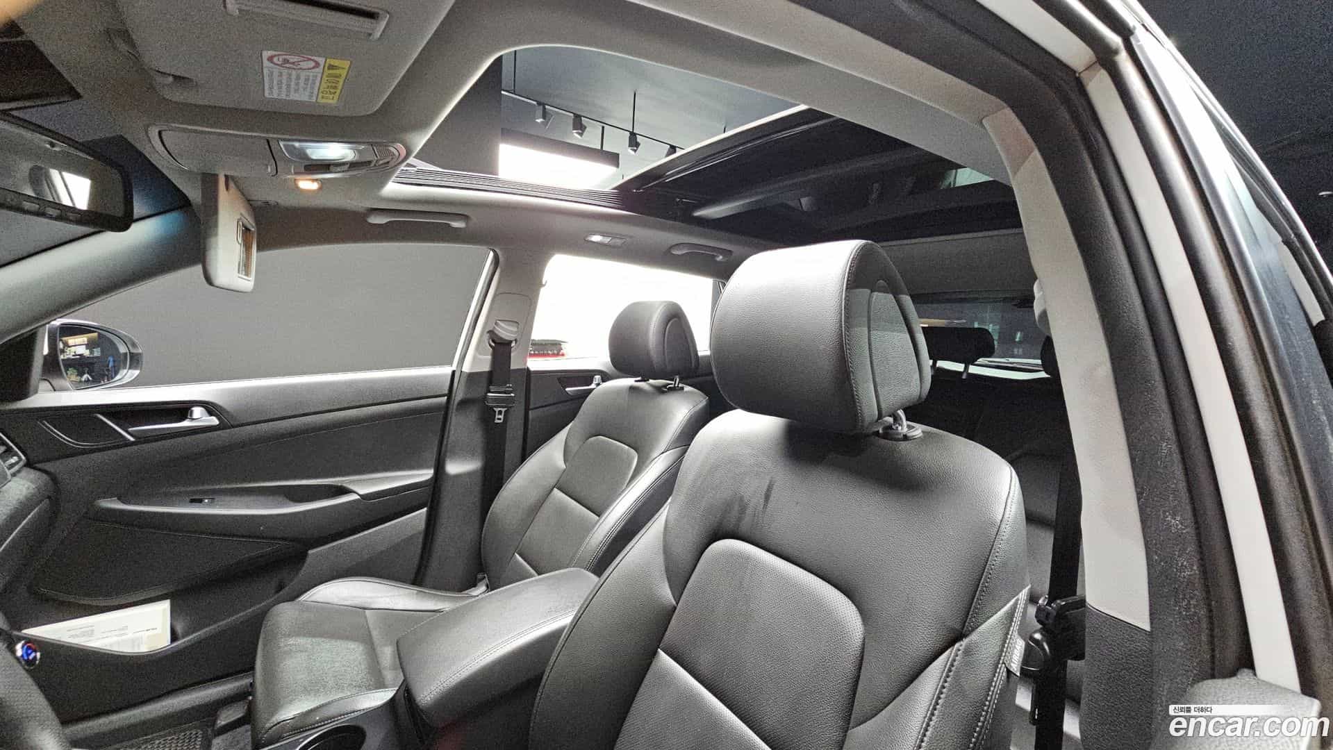 Tucson Hyundai 2017.10-OPTION-023
