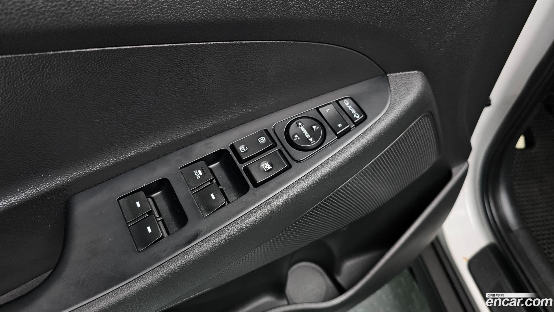 Main__Slider__Photo:Tucson Hyundai 2017.10-19