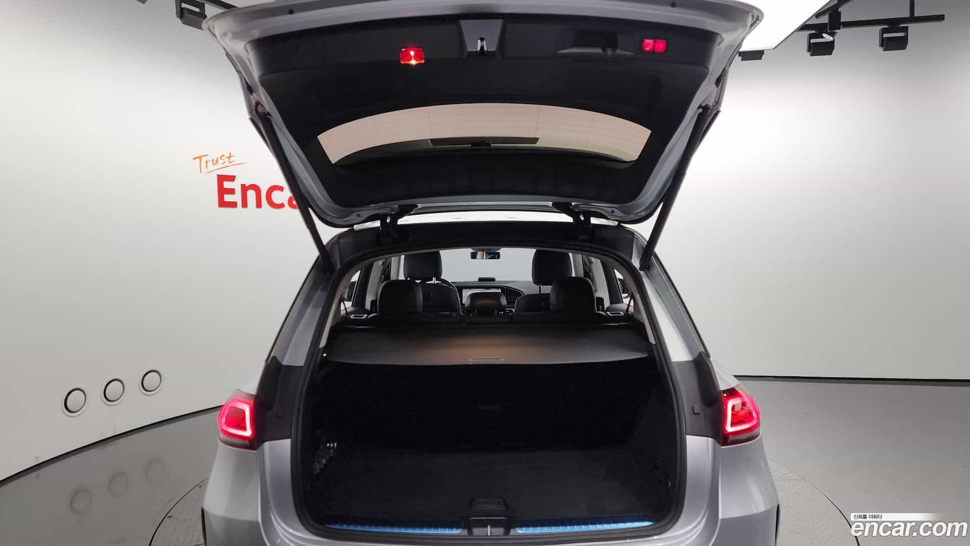 GLE-Class Mercedes-Benz 2019.11-OPTION-024