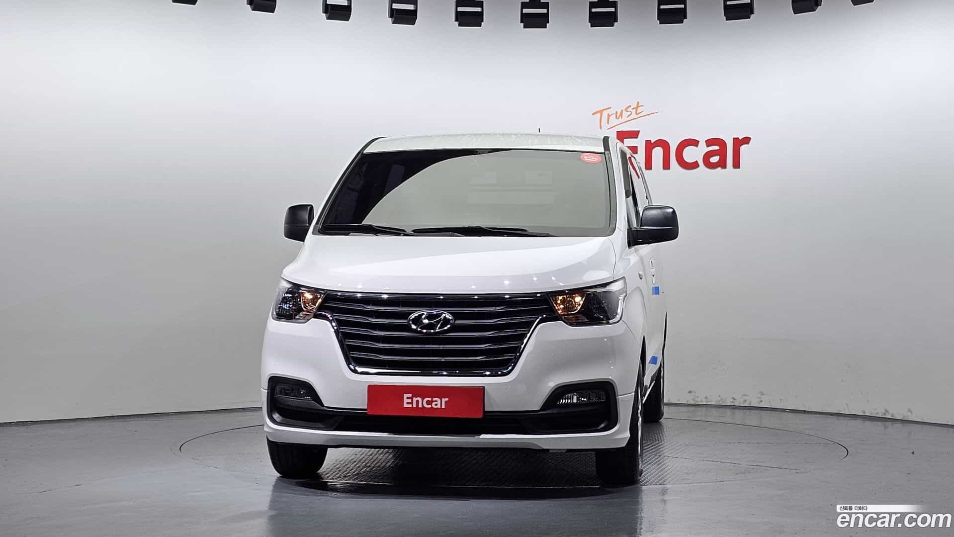 Starex Hyundai 2019.1-OUTER-003